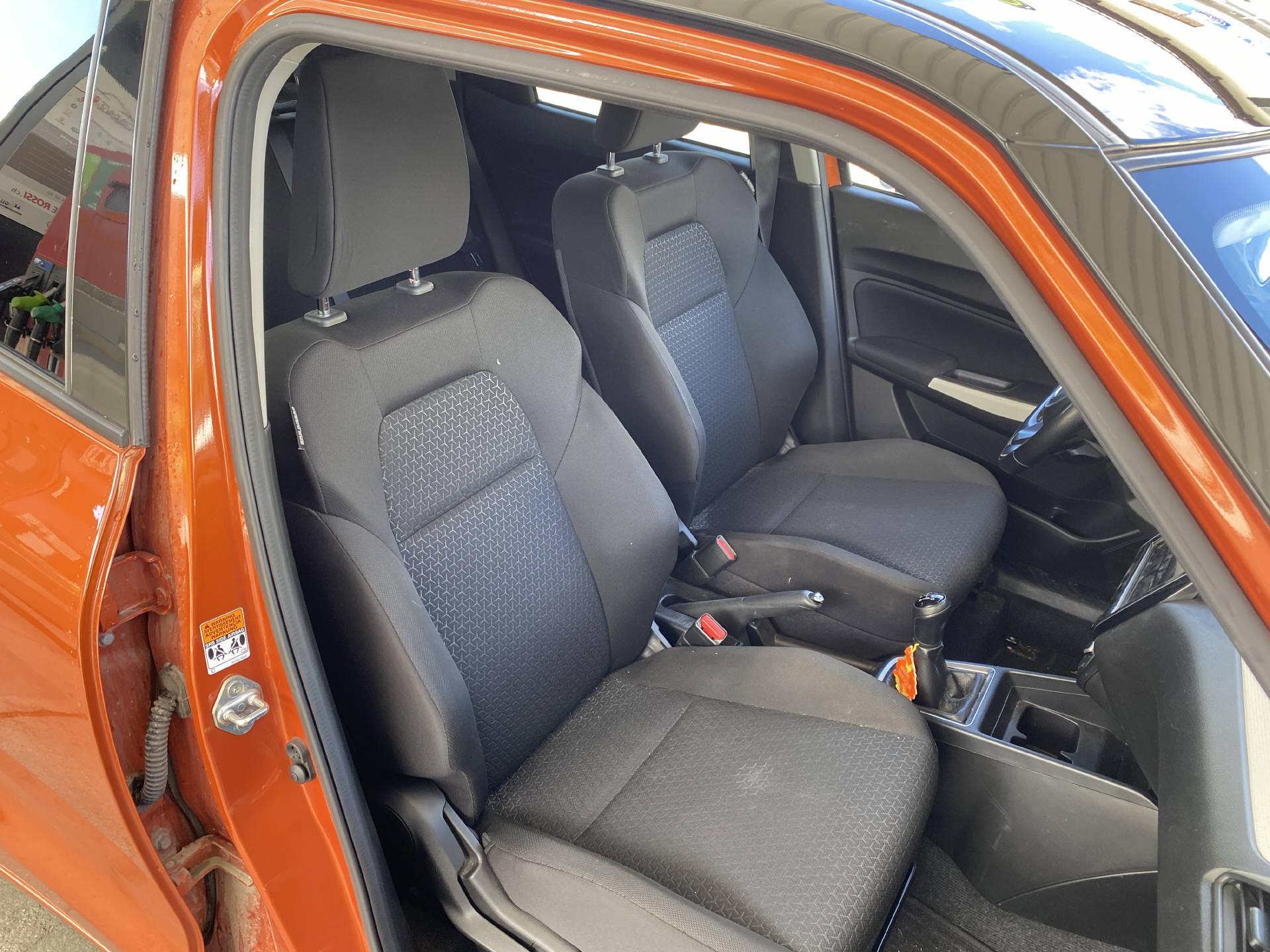 SUZUKI Swift 1.2 Compact+ Hybrid 4x4-image-6