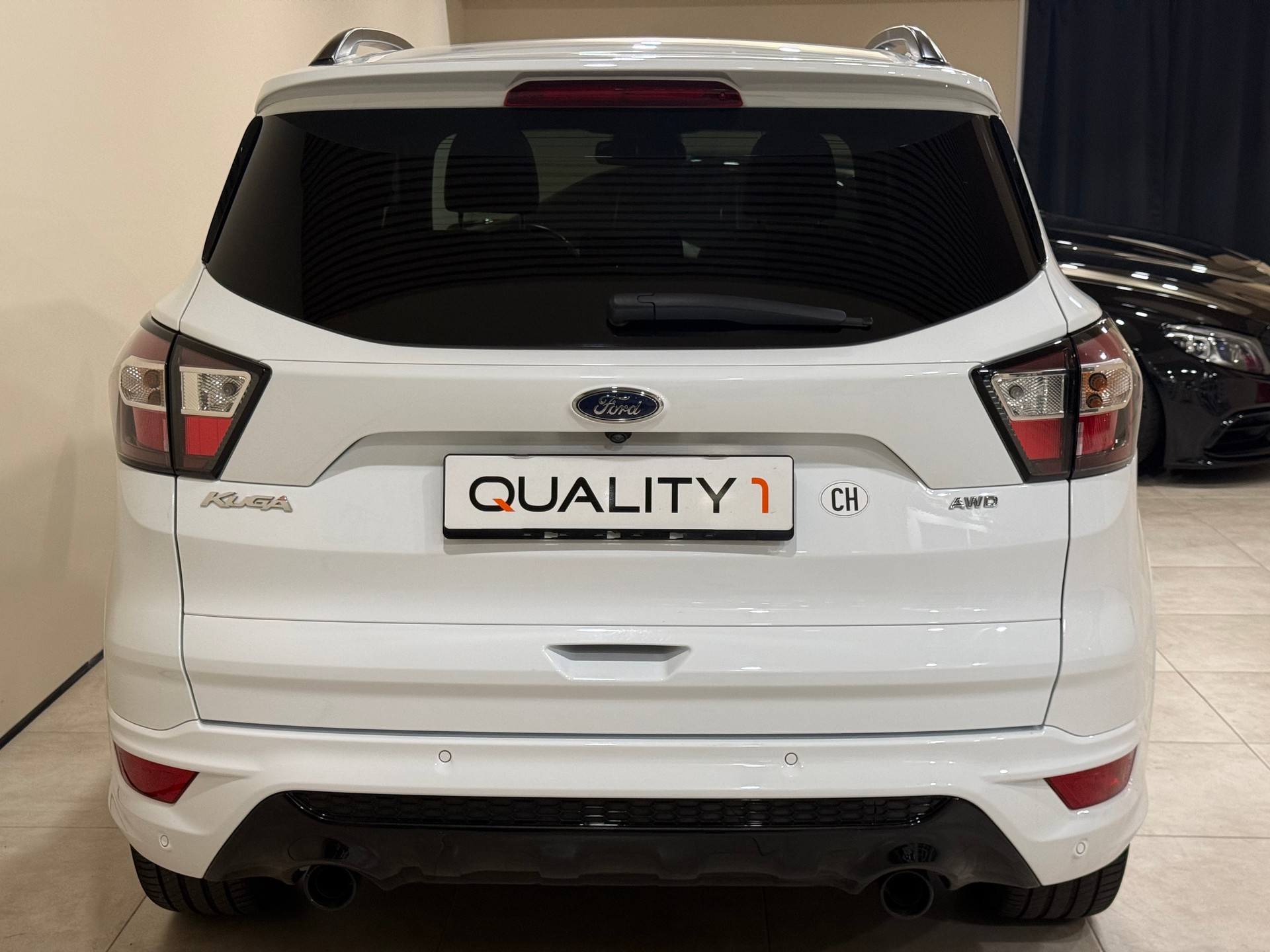 FORD Kuga 2.0 TDCi ST Line 4WD PowerShift-image-3