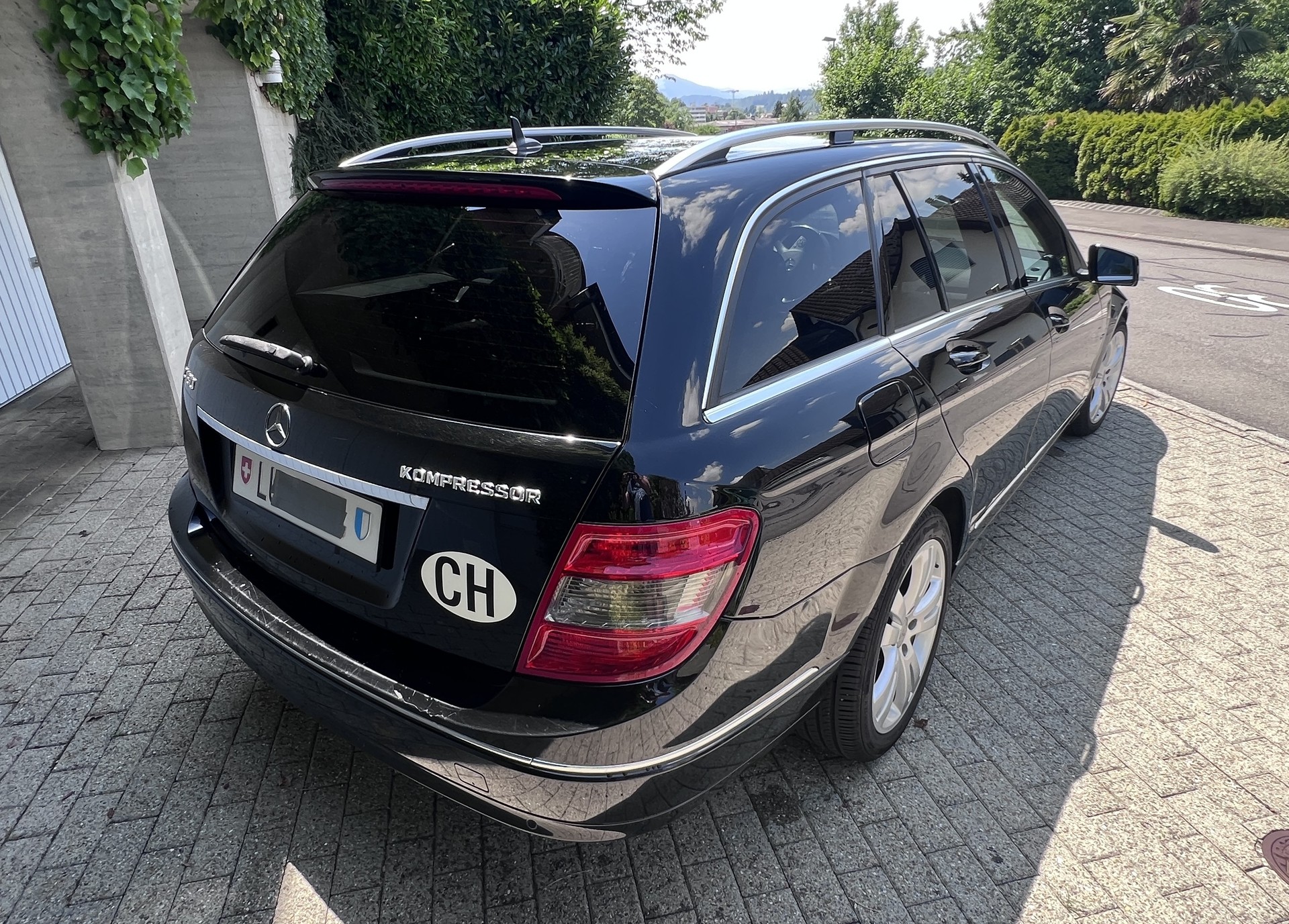 MERCEDES-BENZ C 180 Kompr. BlueEF-image-1