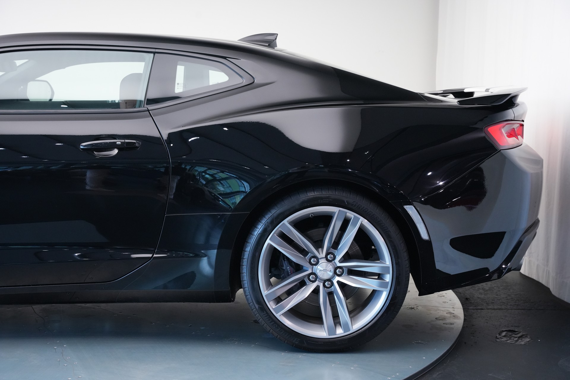 CHEVROLET Camaro 6.2 Coupé Automatic 50th Anniversary Edition *CH-Fahrzeug*-image-42