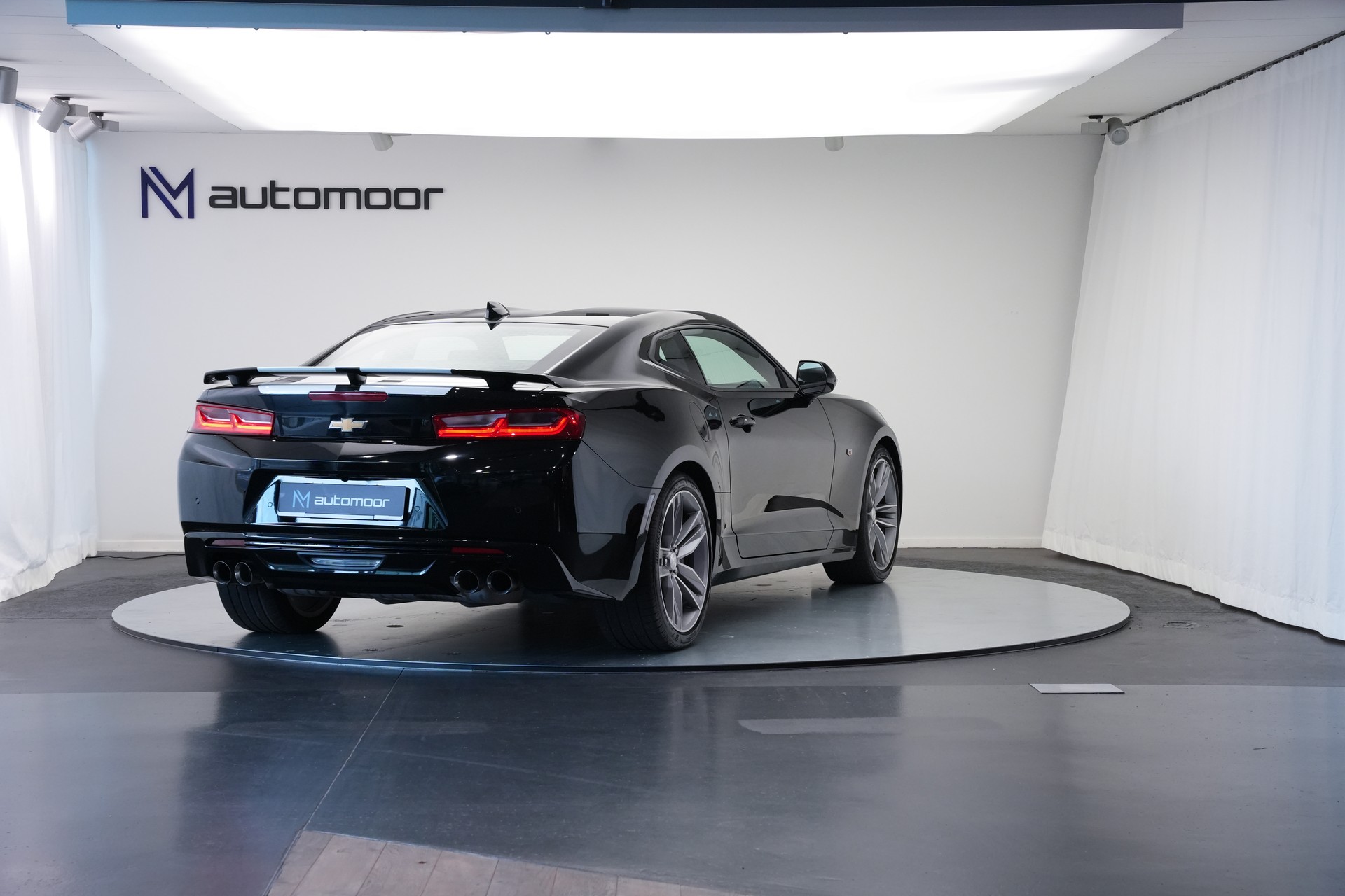 CHEVROLET Camaro 6.2 Coupé Automatic 50th Anniversary Edition *CH-Fahrzeug*-image-4