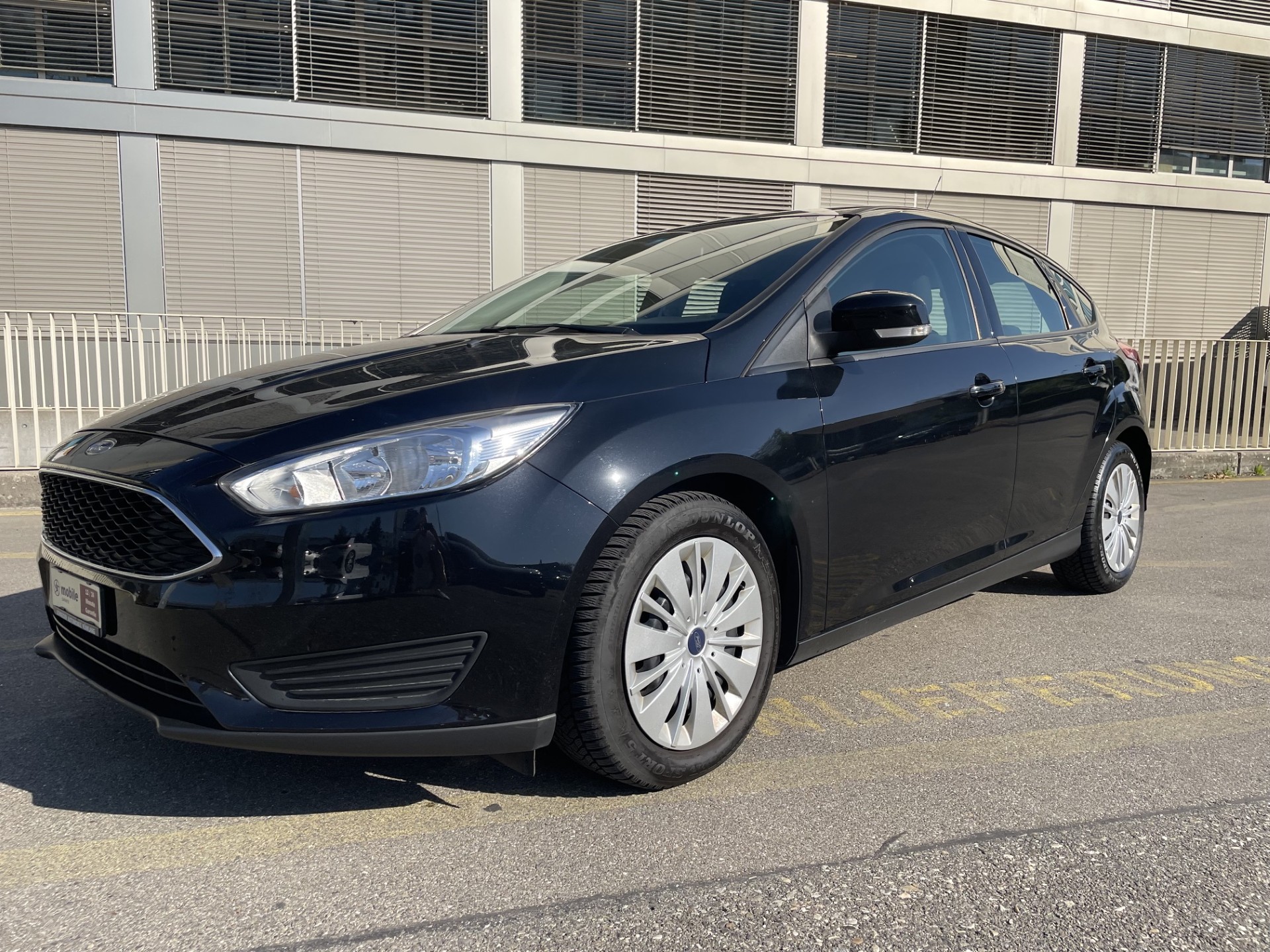 FORD Focus 1.0 SCTi Trend-image-0