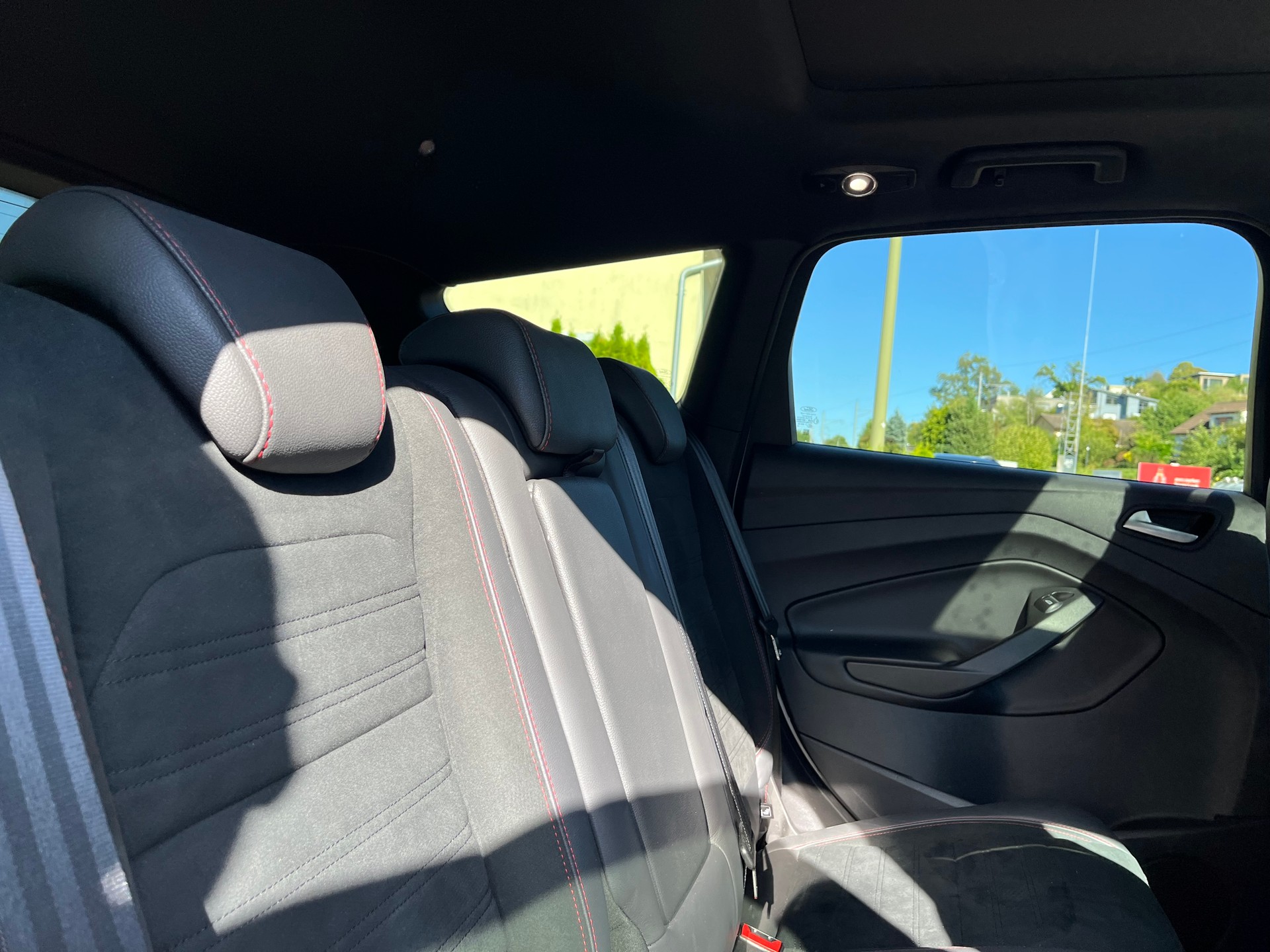 FORD Kuga 2.0 SCTi ST Line High 4WD Automatic-image-5