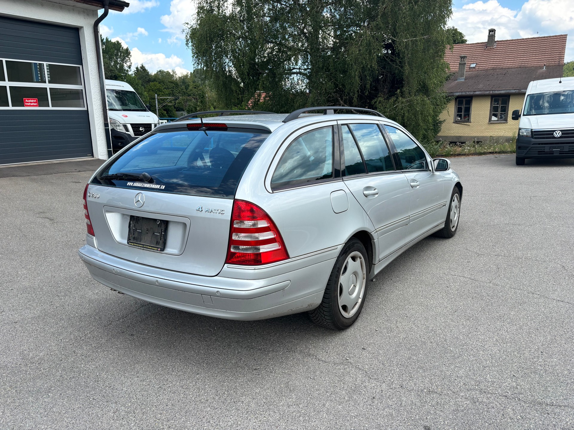 MERCEDES-BENZ C 280 Avantgarde 4Matic Automatic-image-2