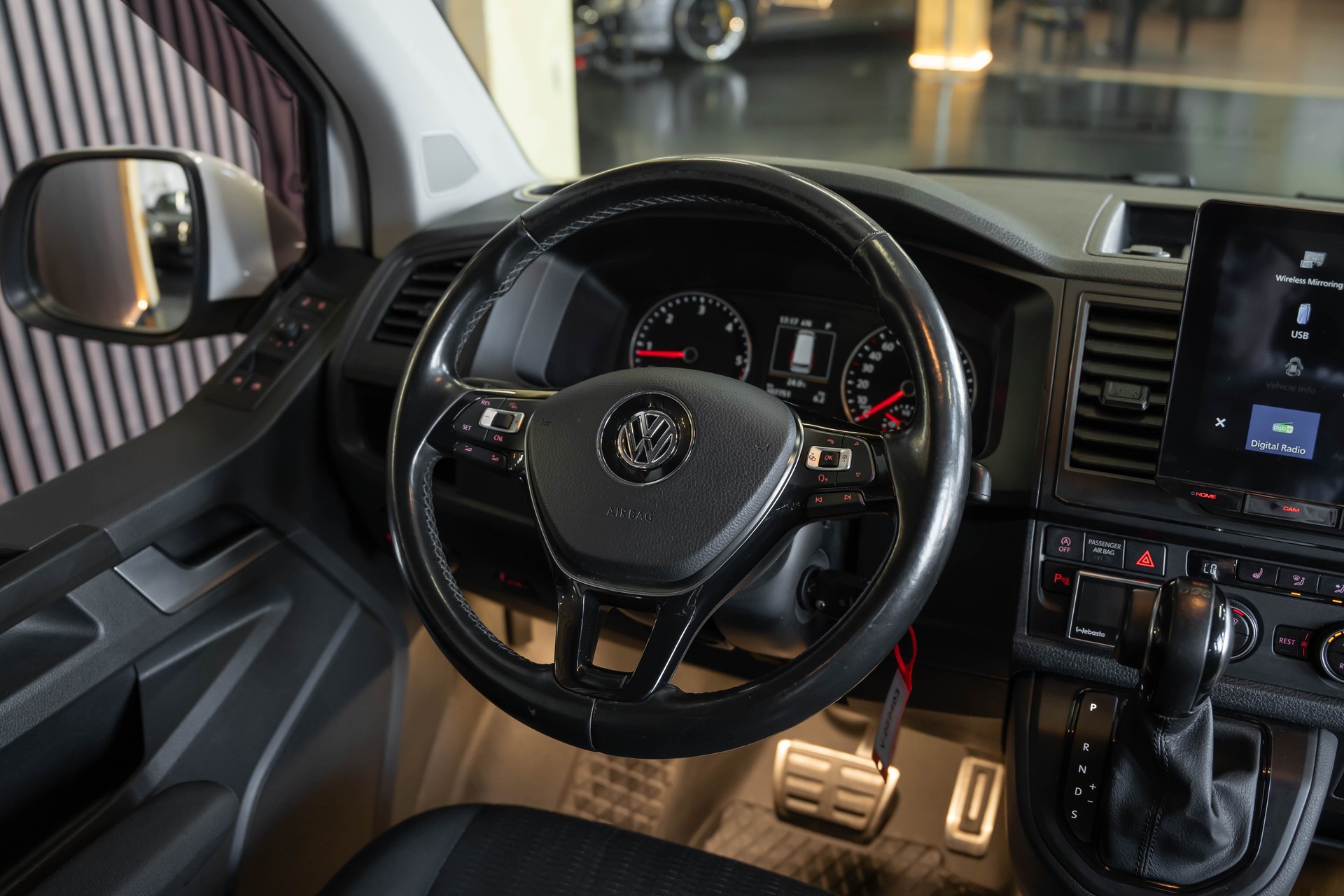 VW T6 2.0 TDI 4Motion DSG-image-26