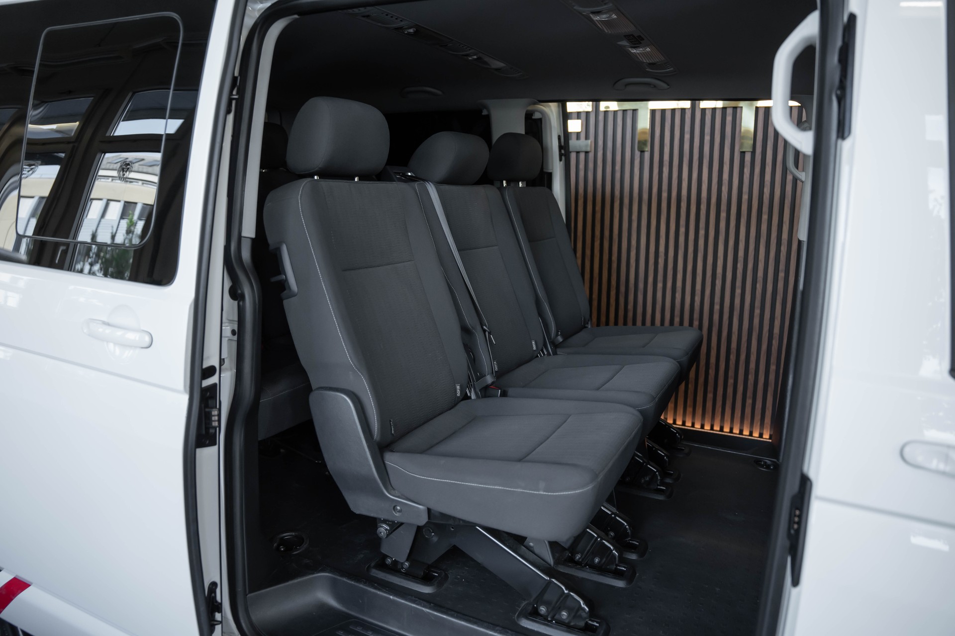 VW T6 2.0 TDI 4Motion DSG-image-18