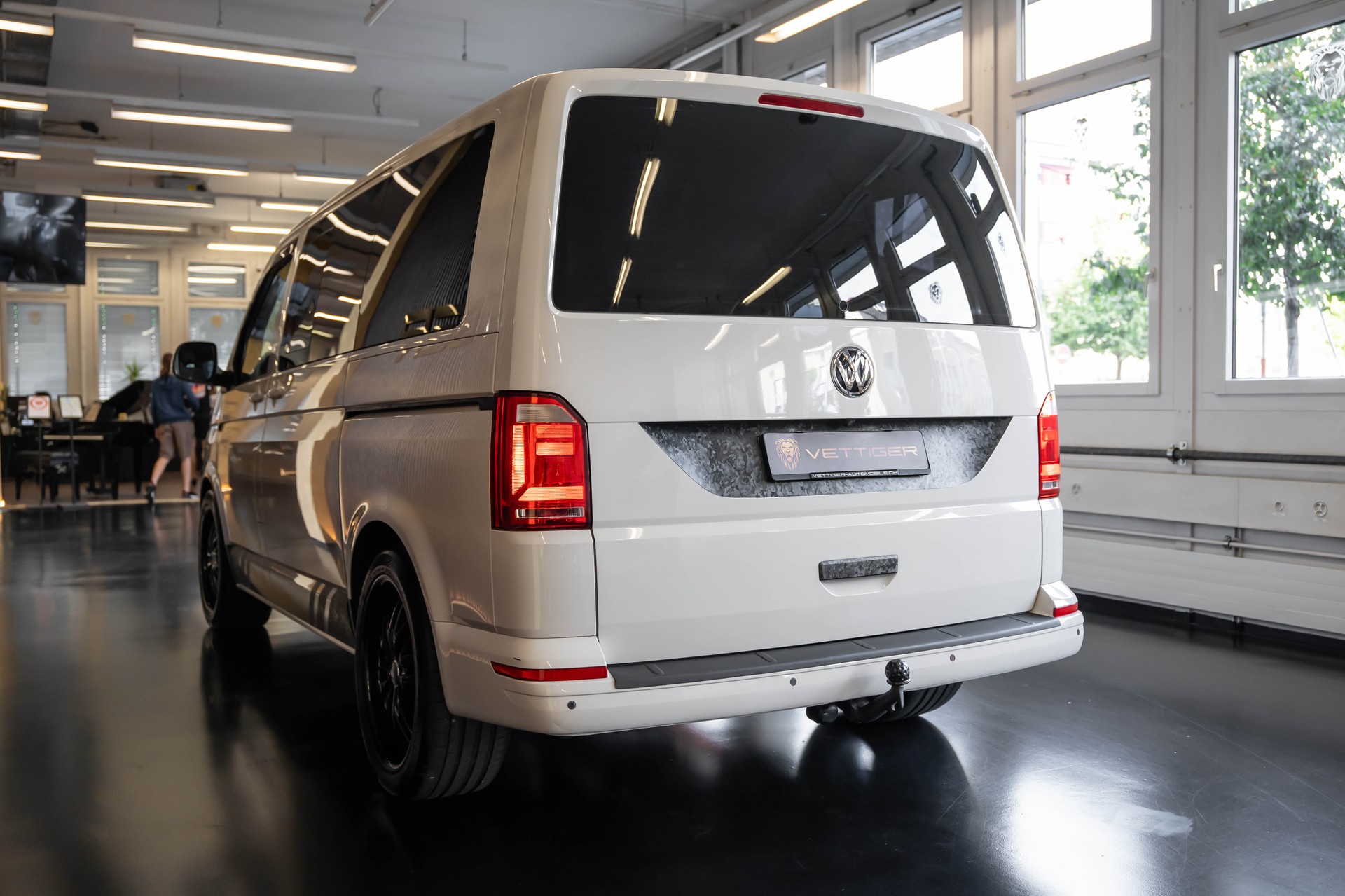VW T6 2.0 TDI 4Motion DSG-showroom-element-3