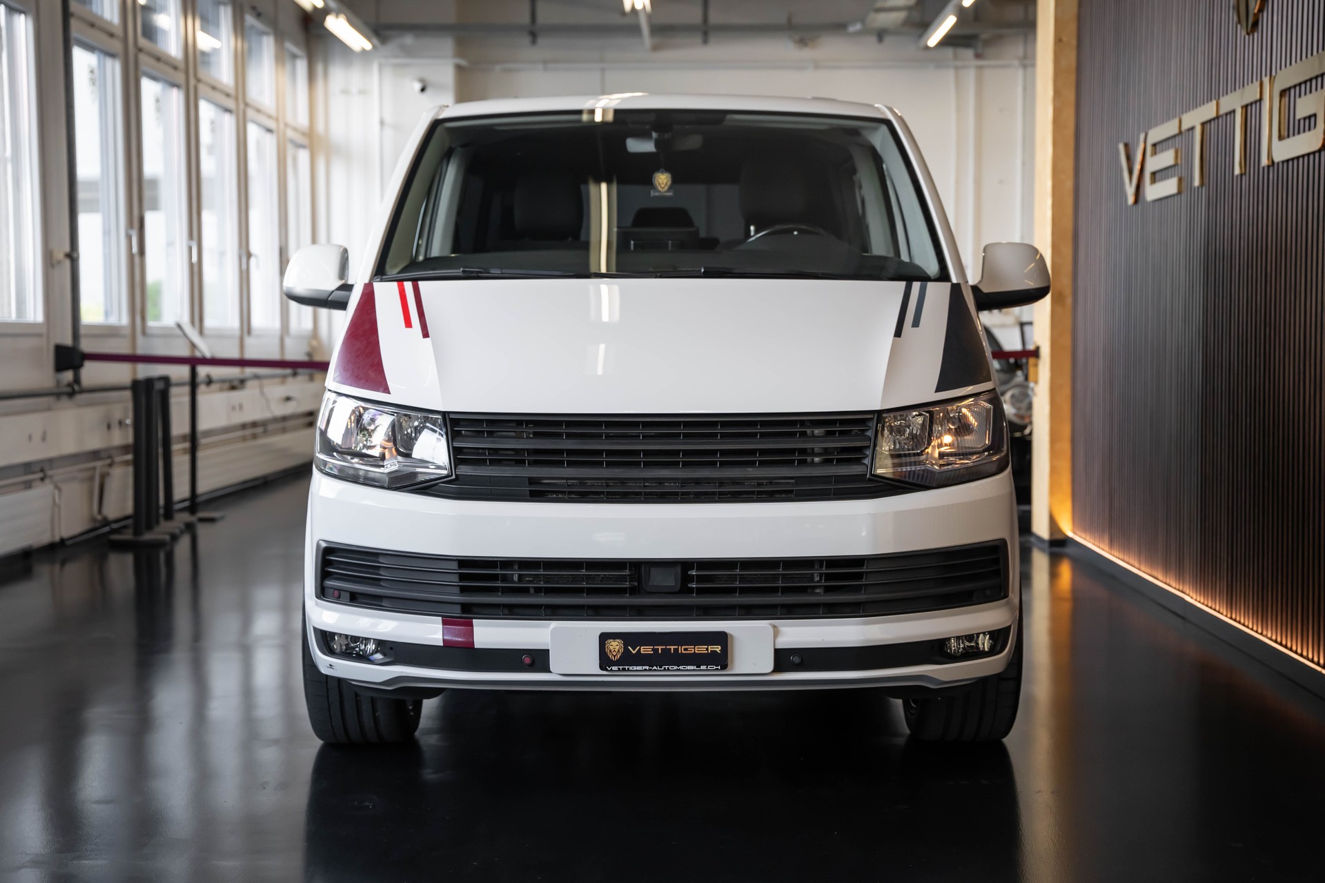 VW T6 2.0 TDI 4Motion DSG-showroom-element-1