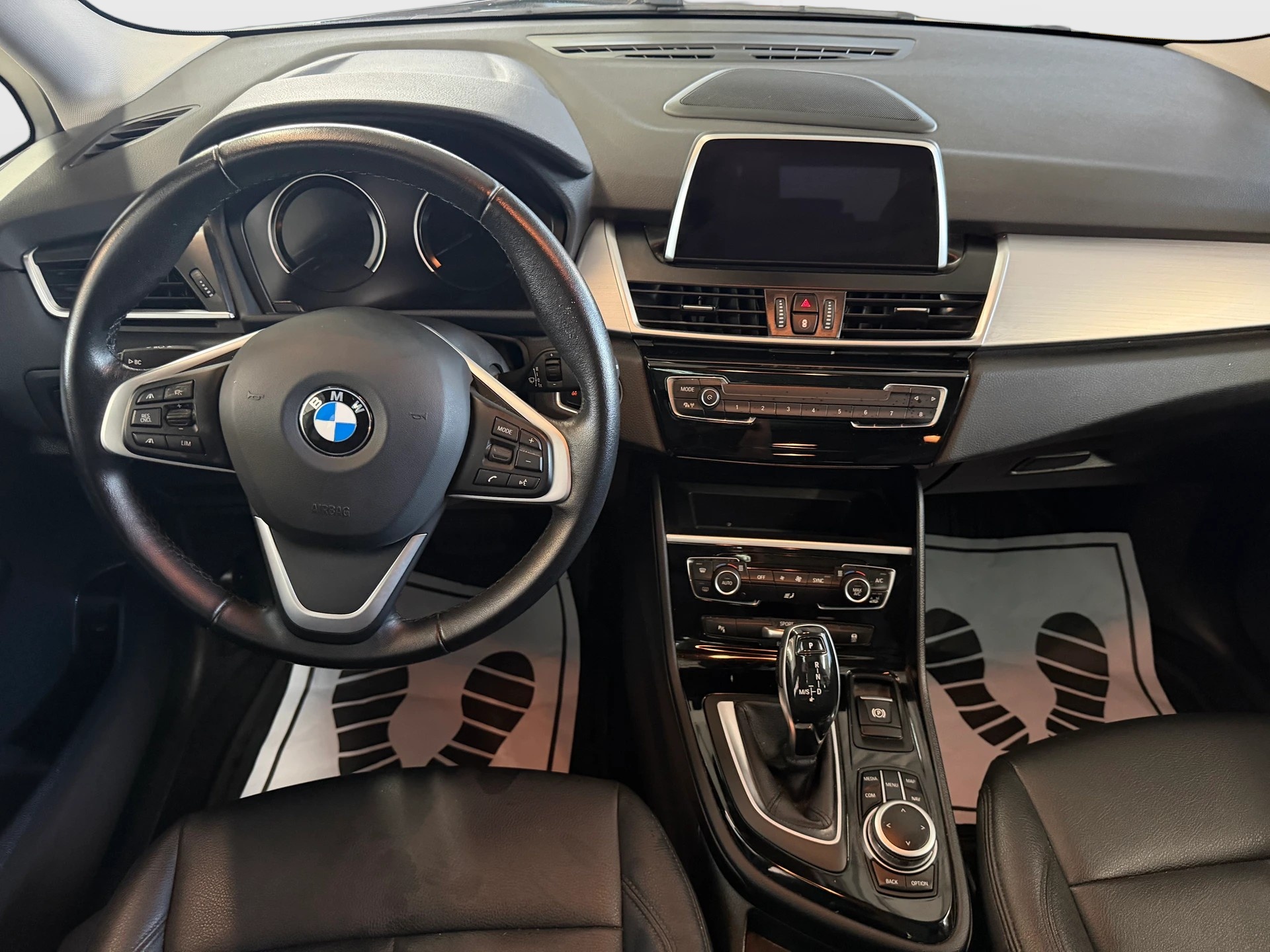 BMW 220d xDrive Gran Tourer Steptronic | CH-Auto | Frisch MFK | Frisch Service | 7-Plätzer | AHK-image-15