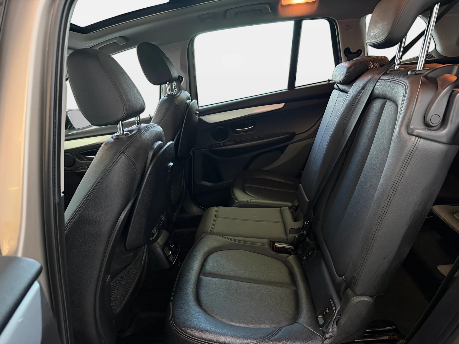 BMW 220d xDrive Gran Tourer Steptronic | CH-Auto | Frisch MFK | Frisch Service | 7-Plätzer | AHK-image-9