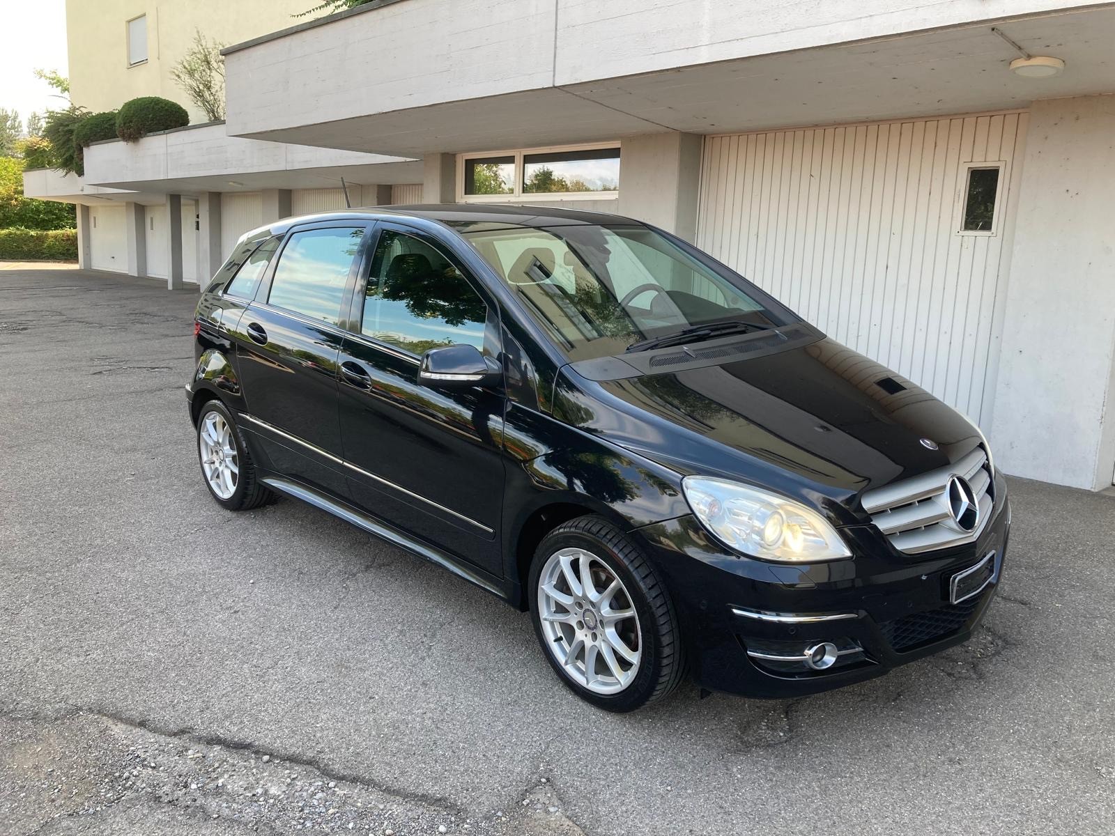 MERCEDES-BENZ B 200 Autotronic-image-2