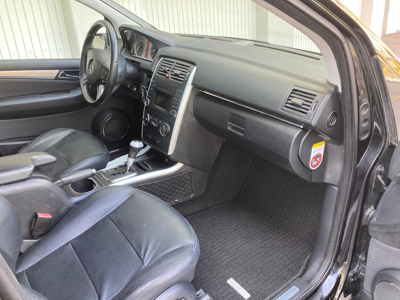 MERCEDES-BENZ B 200 Autotronic-image-6