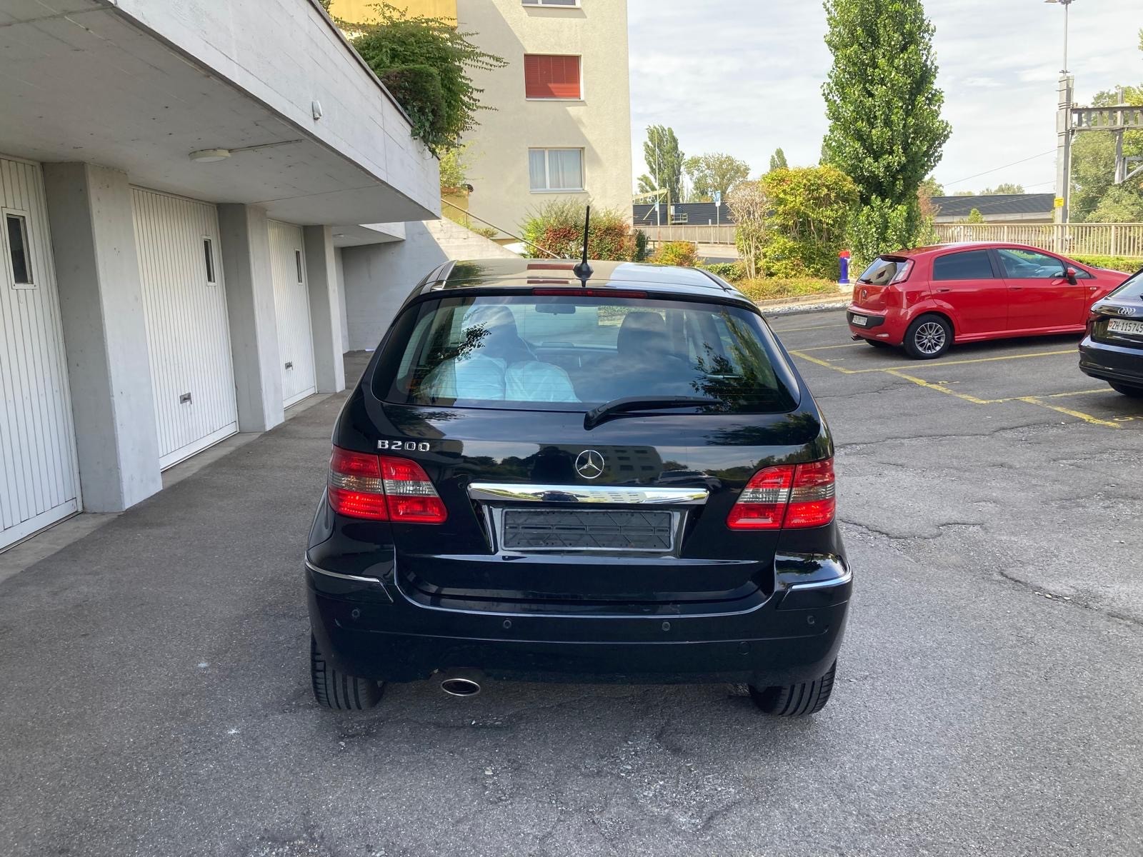 MERCEDES-BENZ B 200 Autotronic-image-5