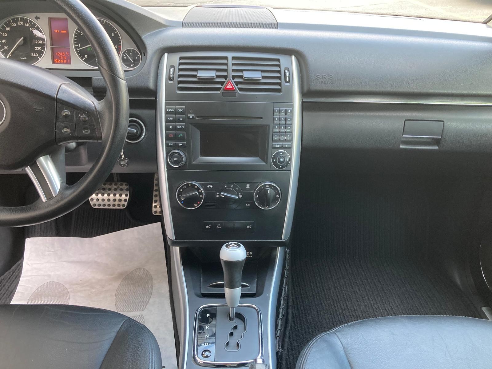 MERCEDES-BENZ B 200 Autotronic-image-10
