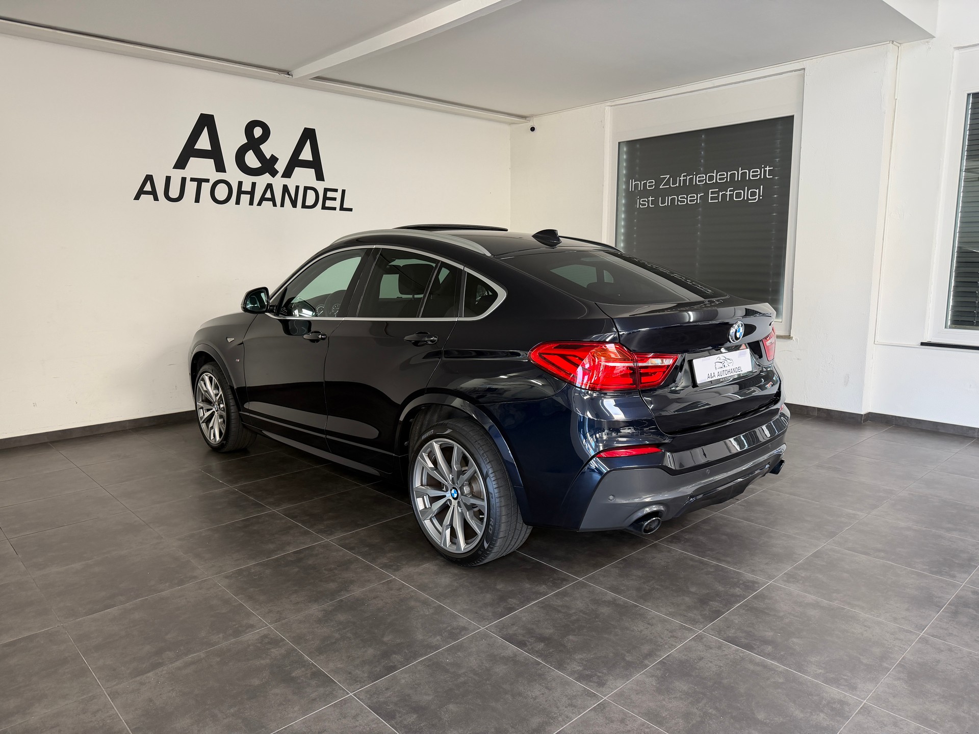 BMW X4 M 40i Steptronic-image-5