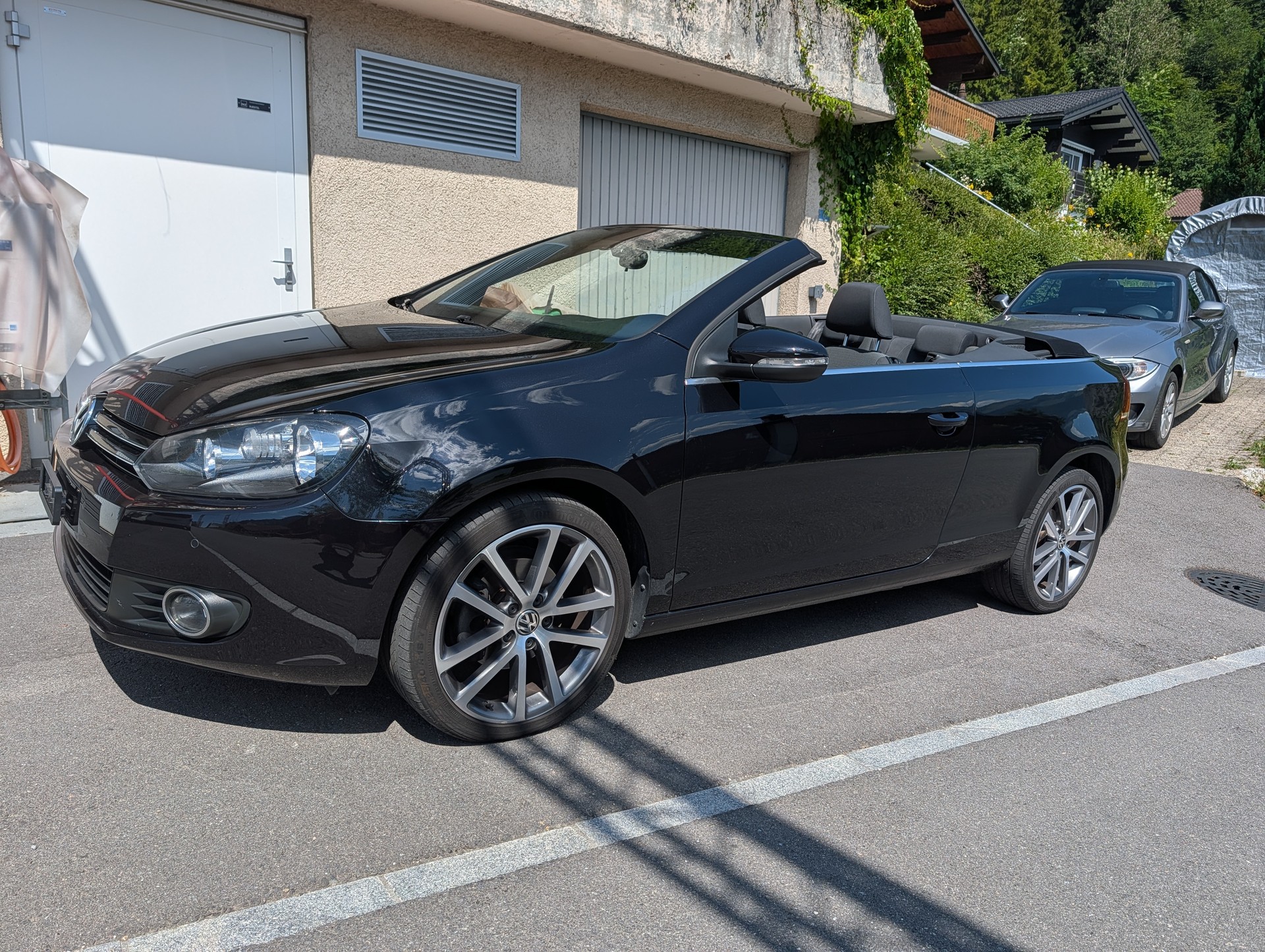 VW 1.2 Cabriolet BMT-image-1