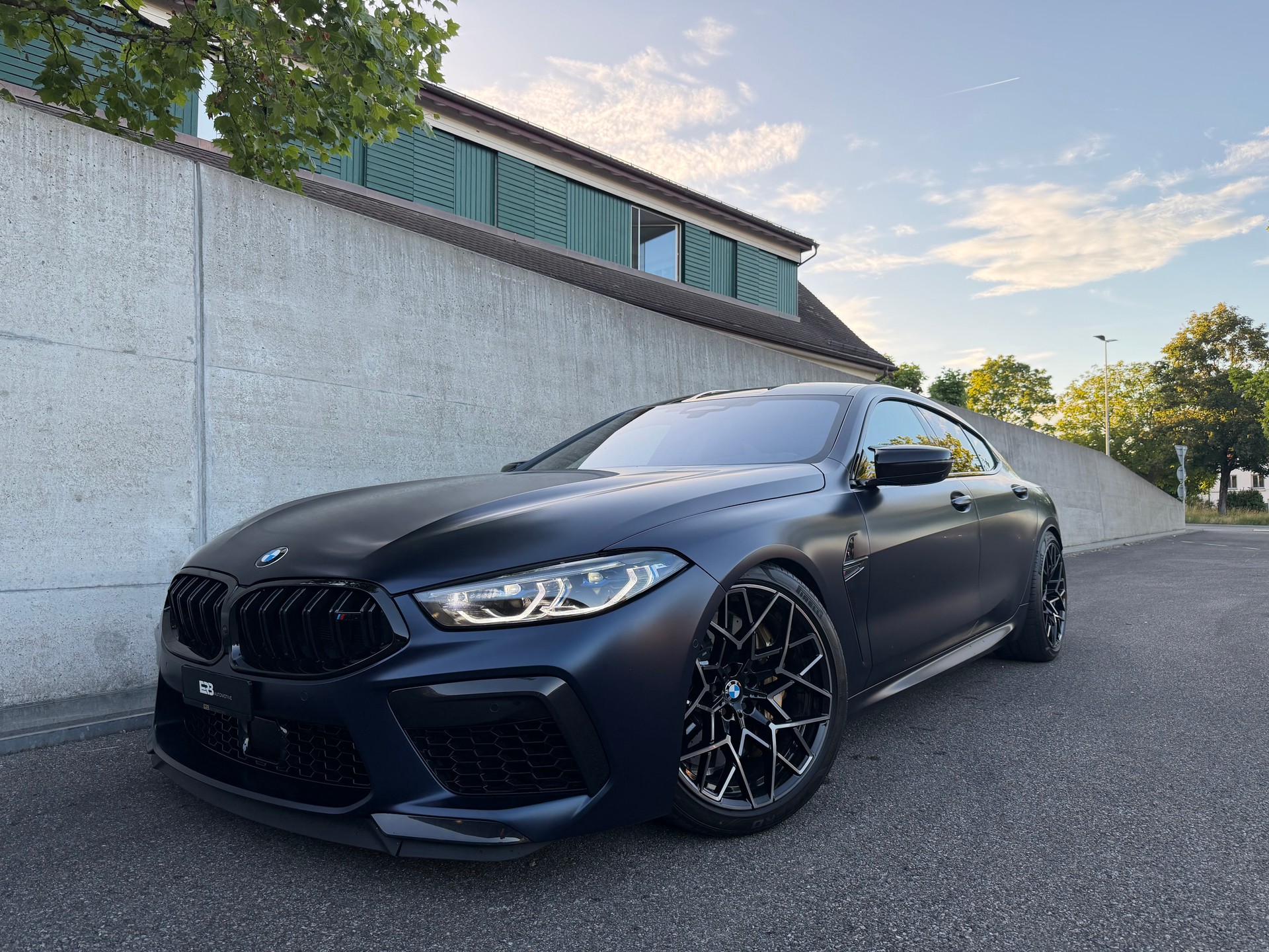 BMW M8 xDrive M Competition Steptronic-image-0