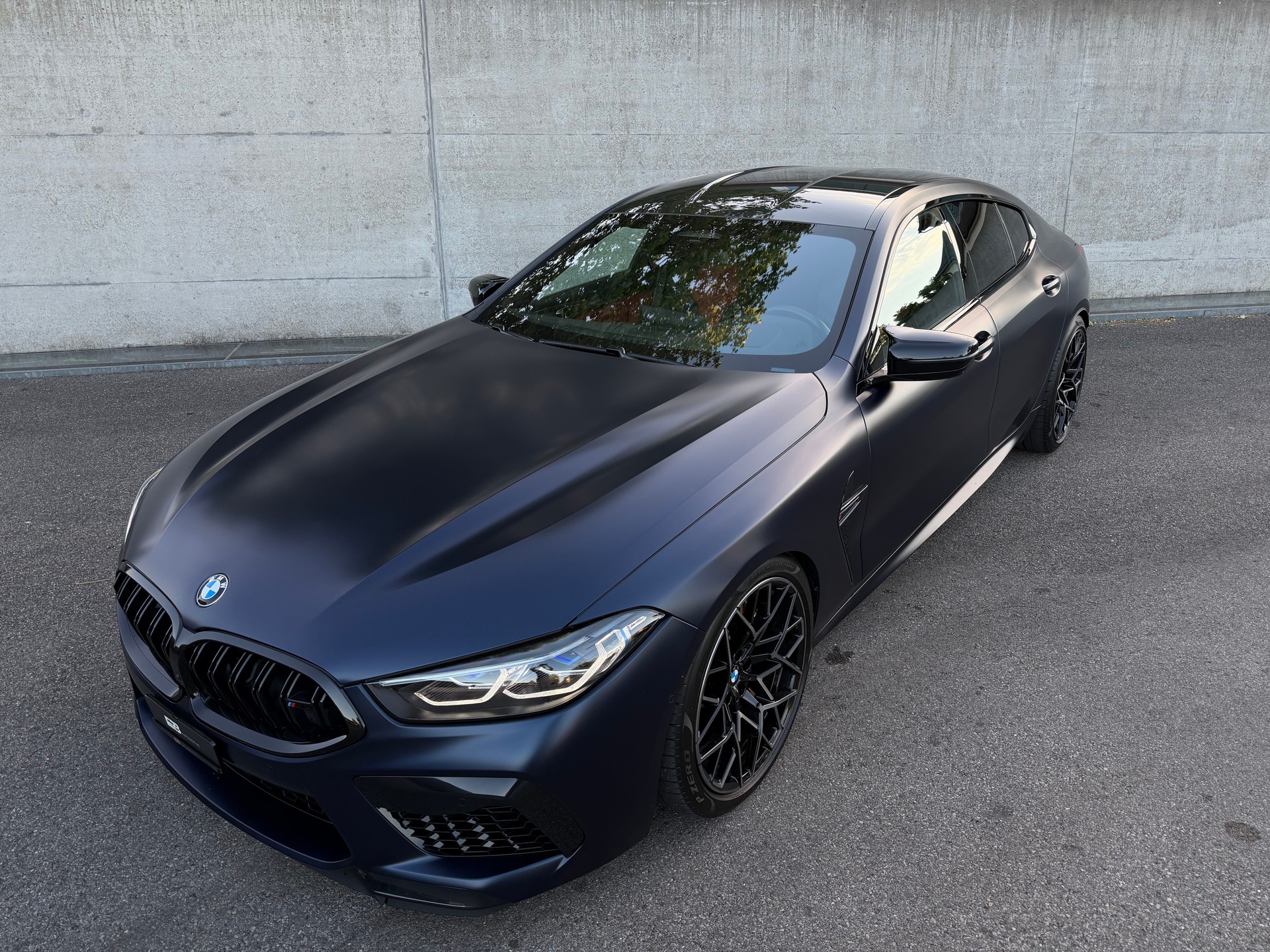 BMW M8 xDrive M Competition Steptronic-image-4