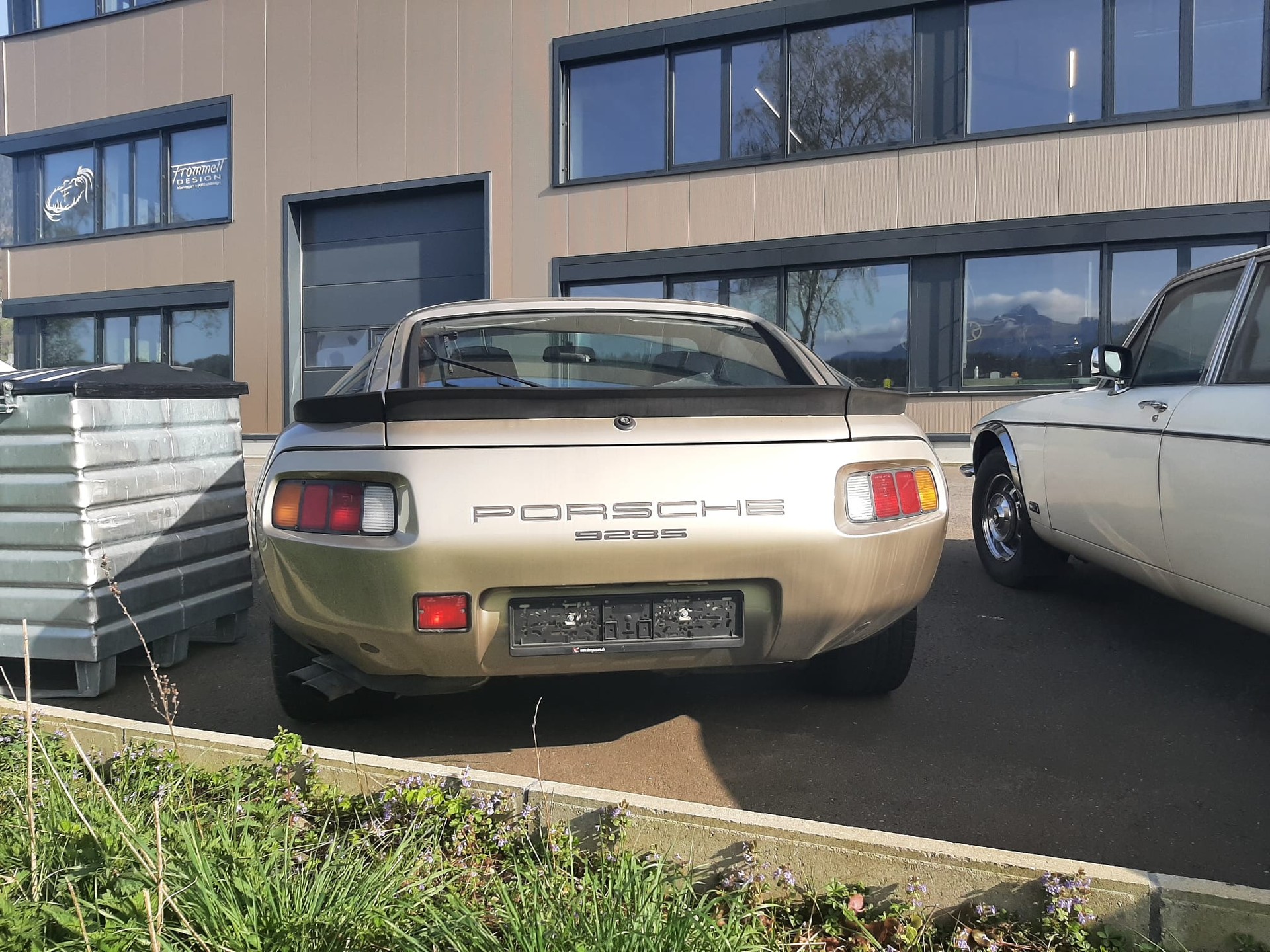PORSCHE 4.7 S-image-7