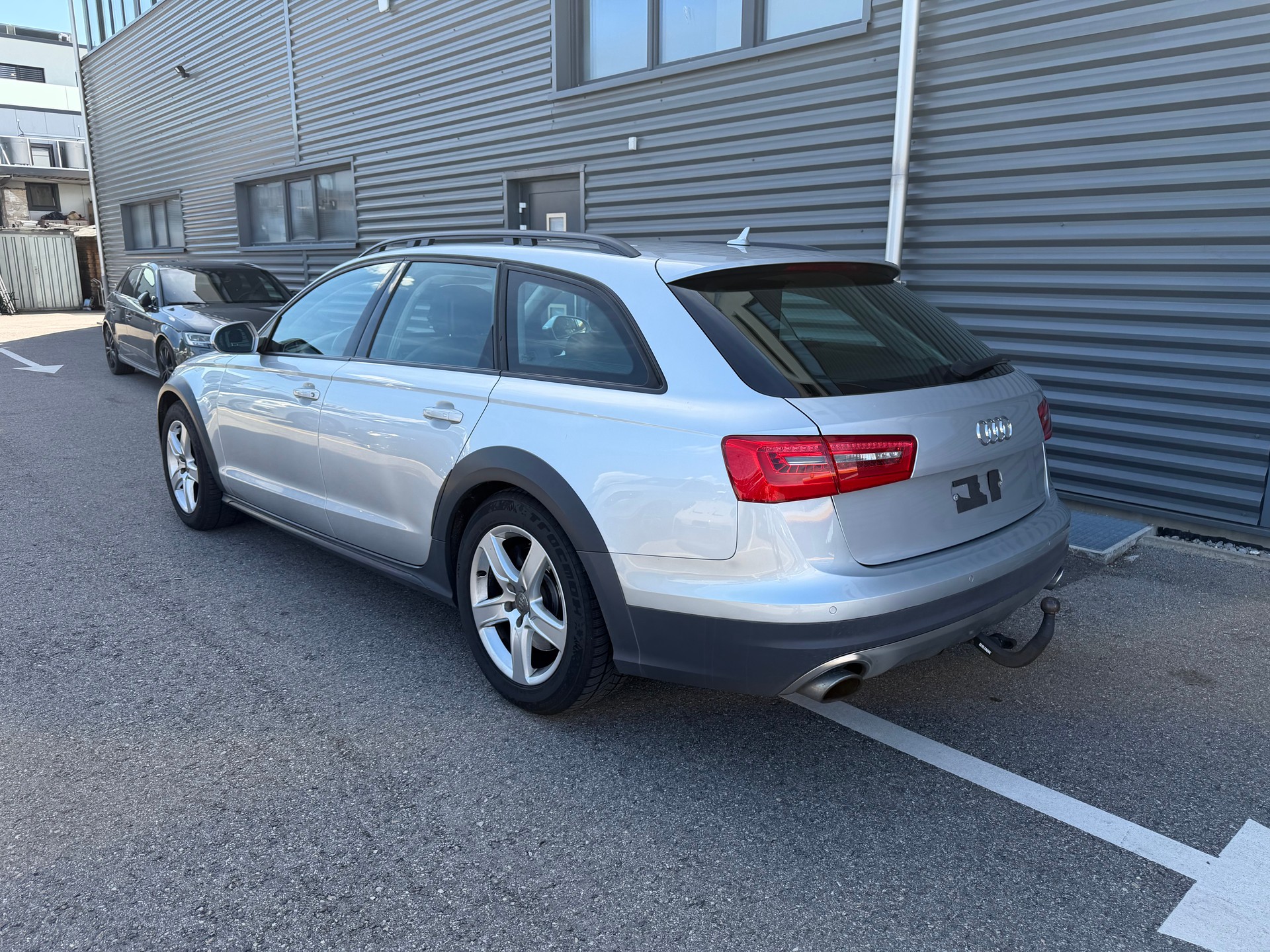 AUDI A6 allroad 3.0 BiTDI V6 quattro tiptronic-image-5