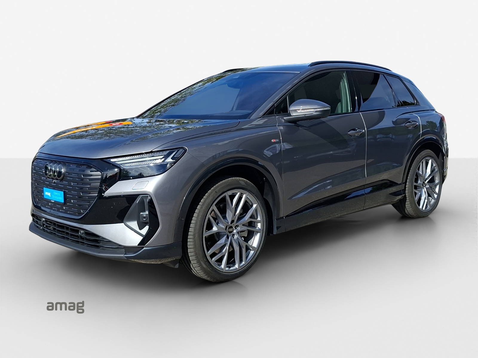 AUDI Q4 e-tron 55 quattro