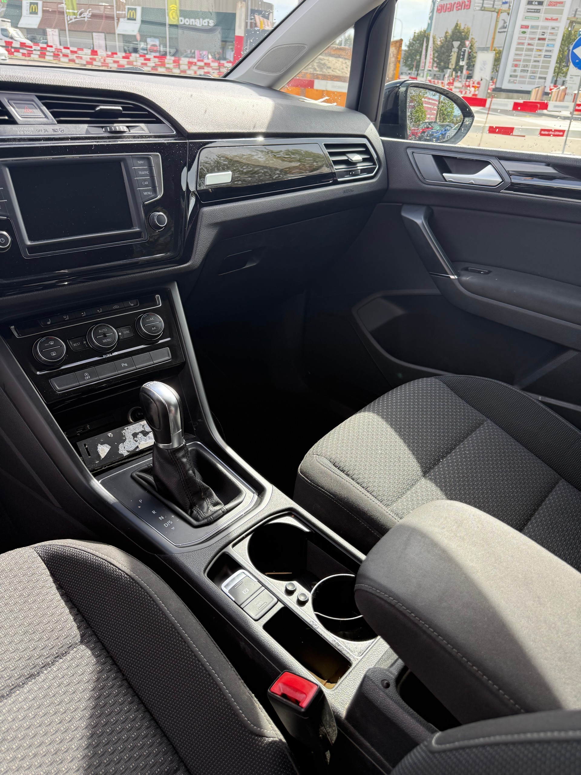 VW Touran 1.6 TDI BlueMotion Technology Comfortline DSG-image-13