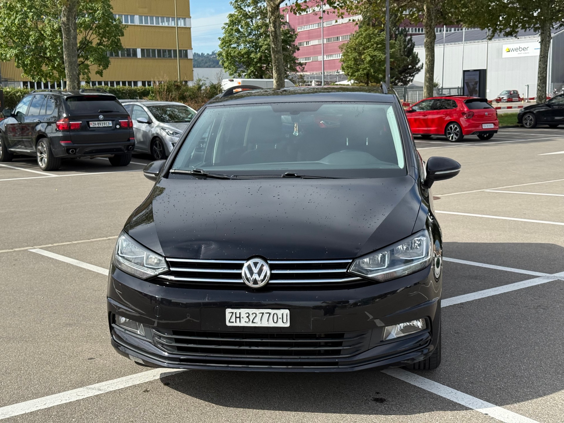 VW Touran 1.6 TDI BlueMotion Technology Comfortline DSG-image-2