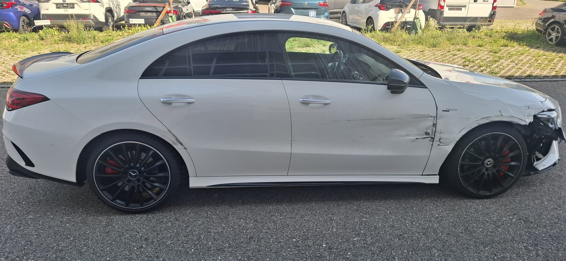 MERCEDES-BENZ CLA 35 AMG 4Matic 7G-DCT-image-5