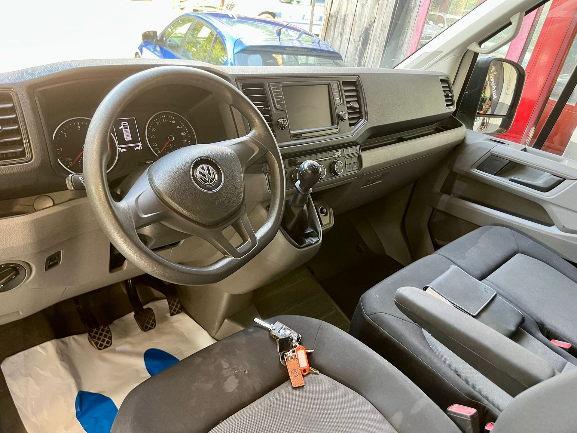 VW Crafter 35 2.0 TDI L3 ✅-image-9