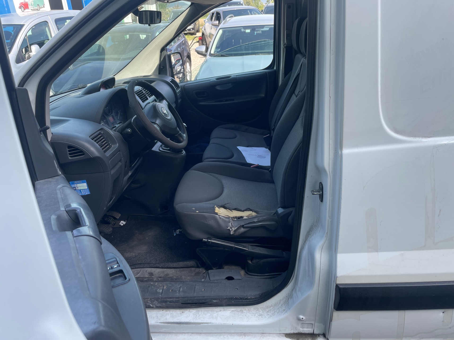TOYOTA Proace 2.0D Panel Van Terra L2H1-image-8