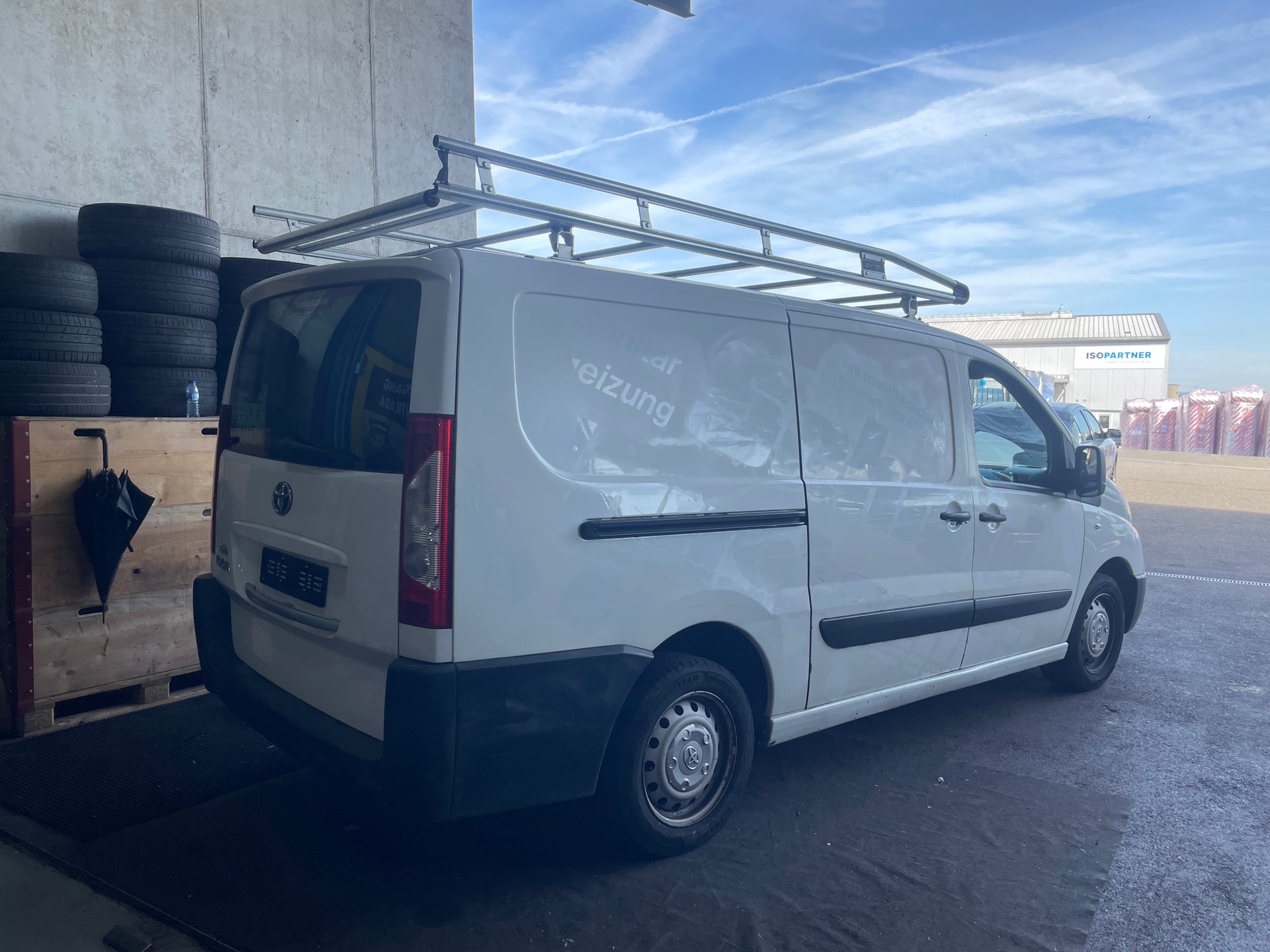 TOYOTA Proace 2.0D Panel Van Terra L2H1-image-3