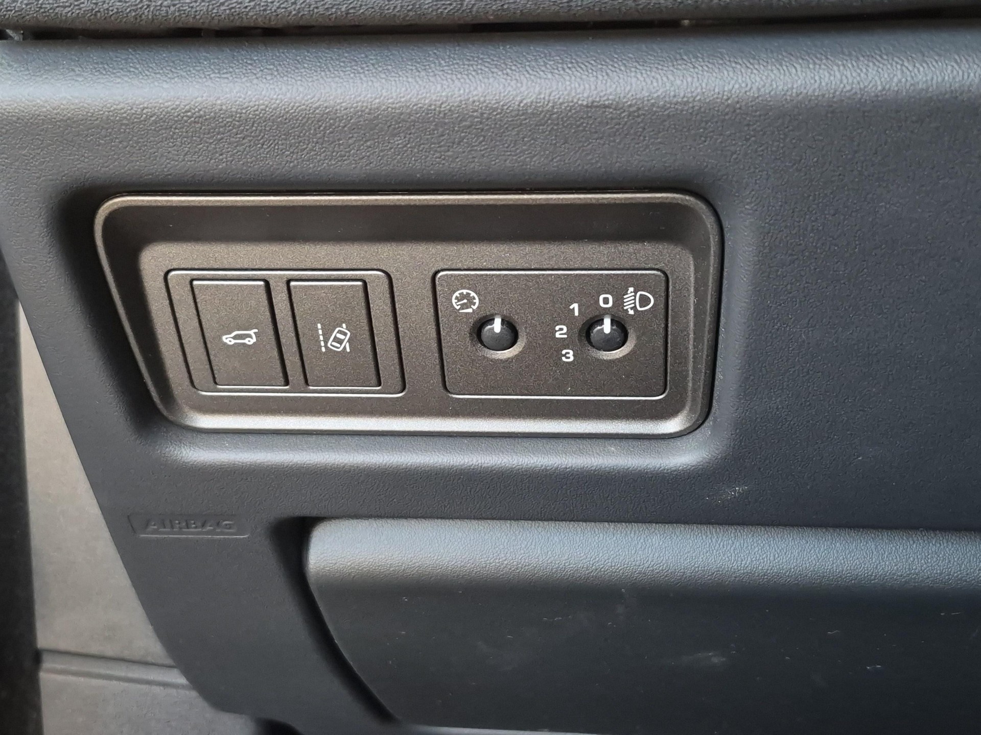 LAND ROVER Range Rover Evoque 2.0 TD4 Pure-image-16