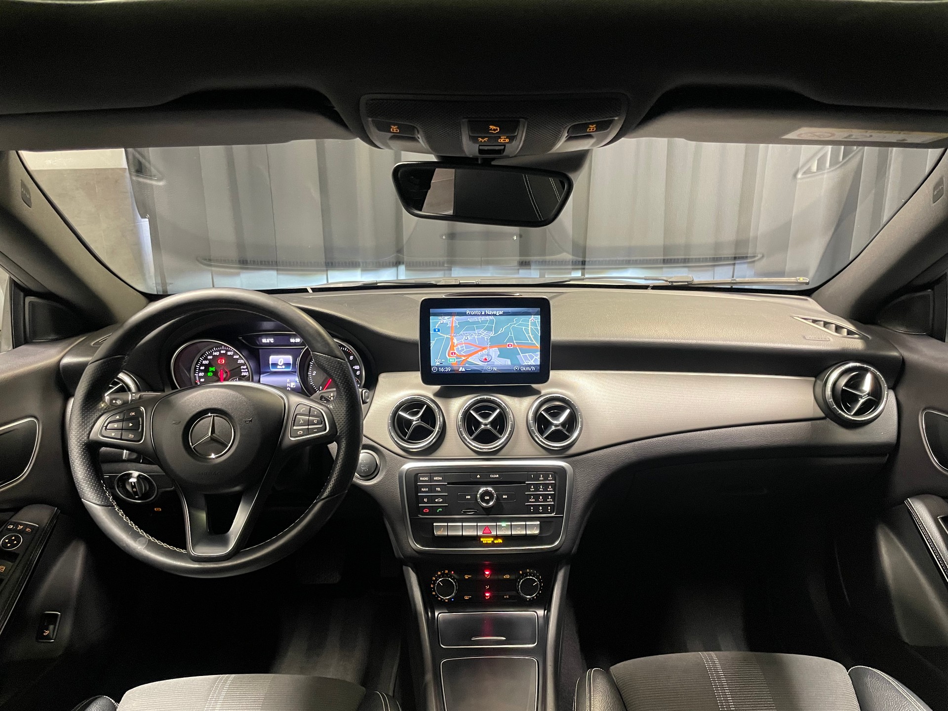 MERCEDES-BENZ CLA 220 Urban 4Matic 7G-DCT (42)-image-9