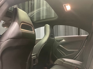 MERCEDES-BENZ CLA 220 Urban 4Matic 7G-DCT (42)-image-18