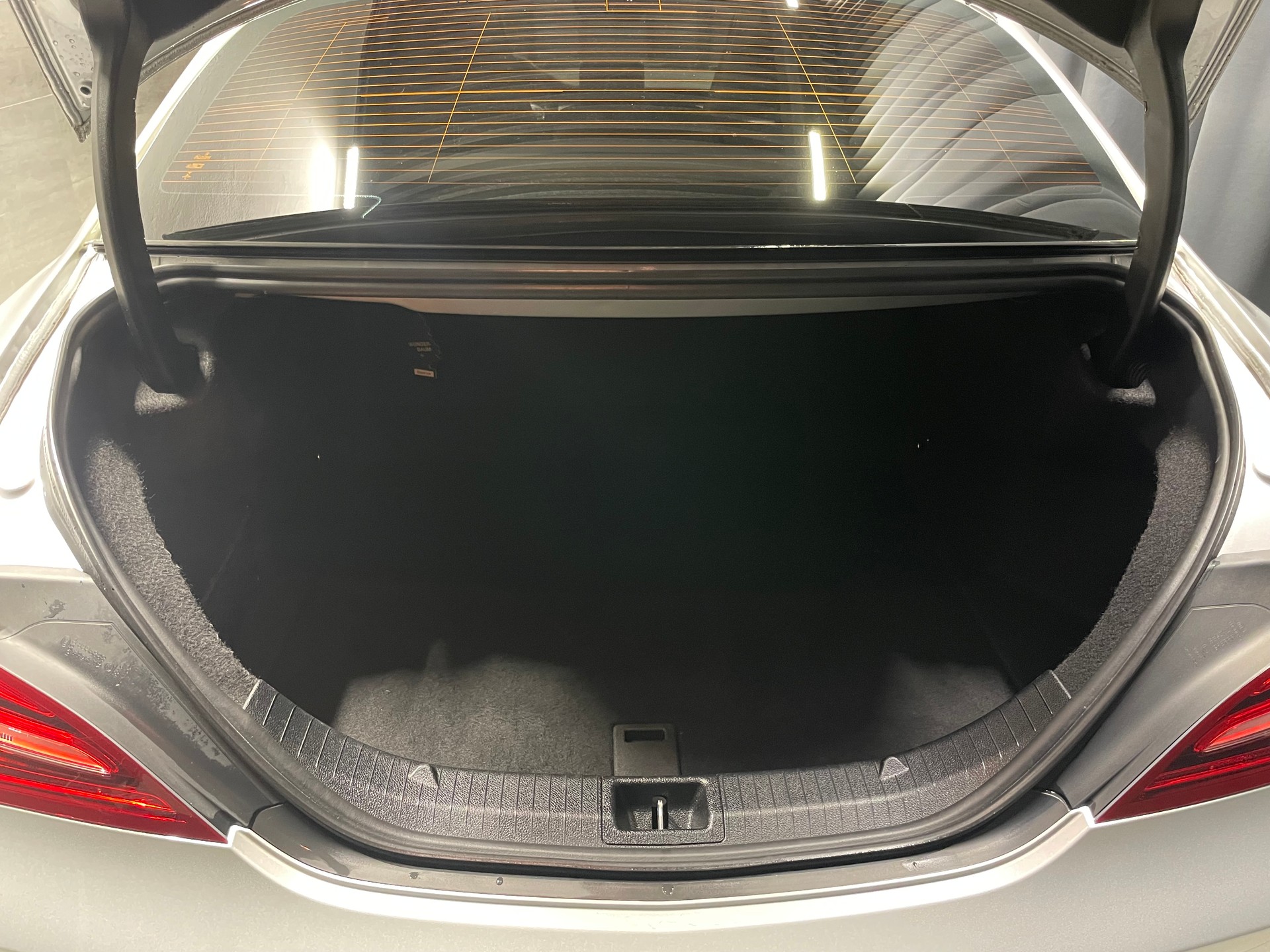 MERCEDES-BENZ CLA 220 Urban 4Matic 7G-DCT (42)-image-16