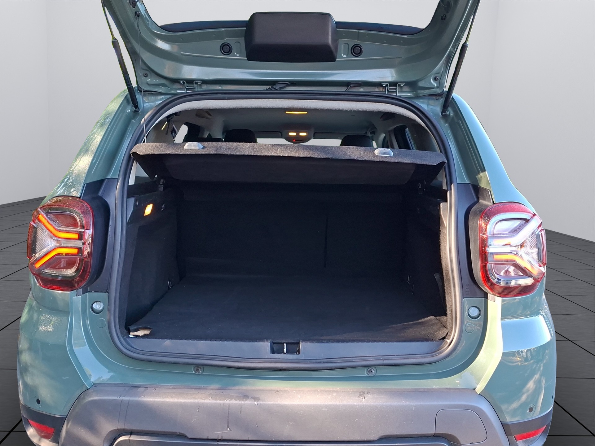 DACIA Duster TCe 150 Comfort 4x4-image-14
