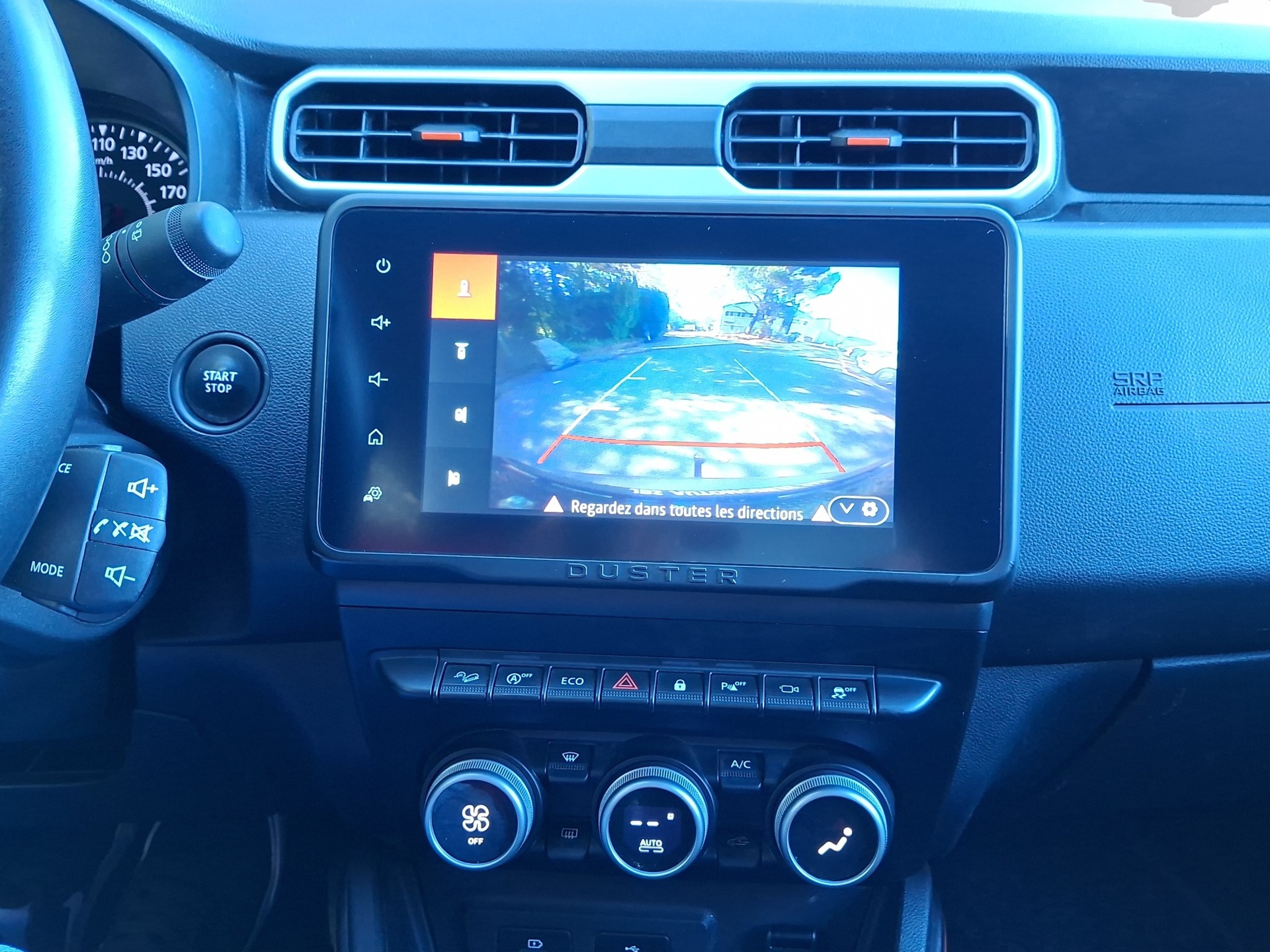 DACIA Duster TCe 150 Comfort 4x4-image-17
