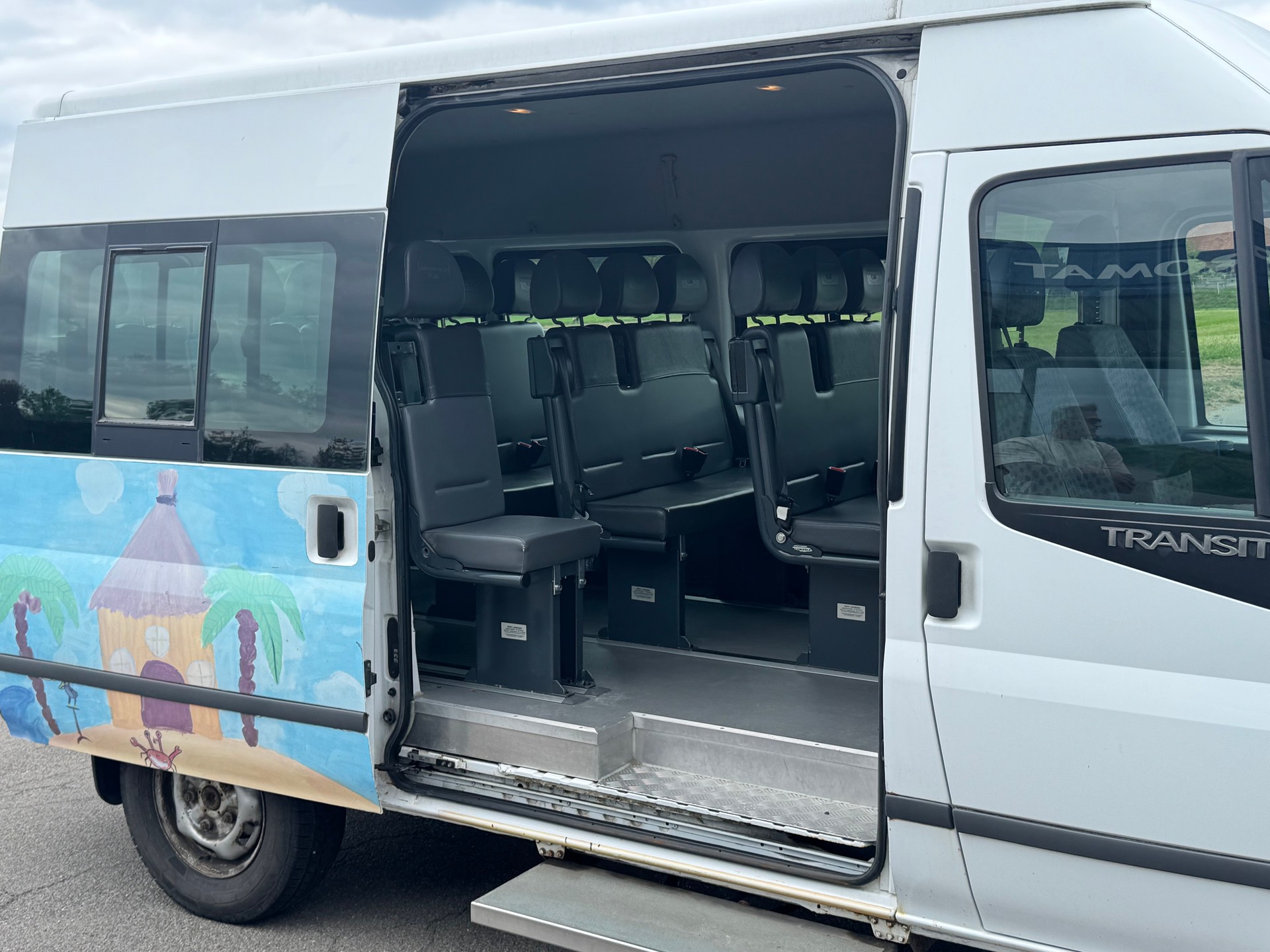 FORD Transit 2.4 TDCi 330 M Trend-image-7