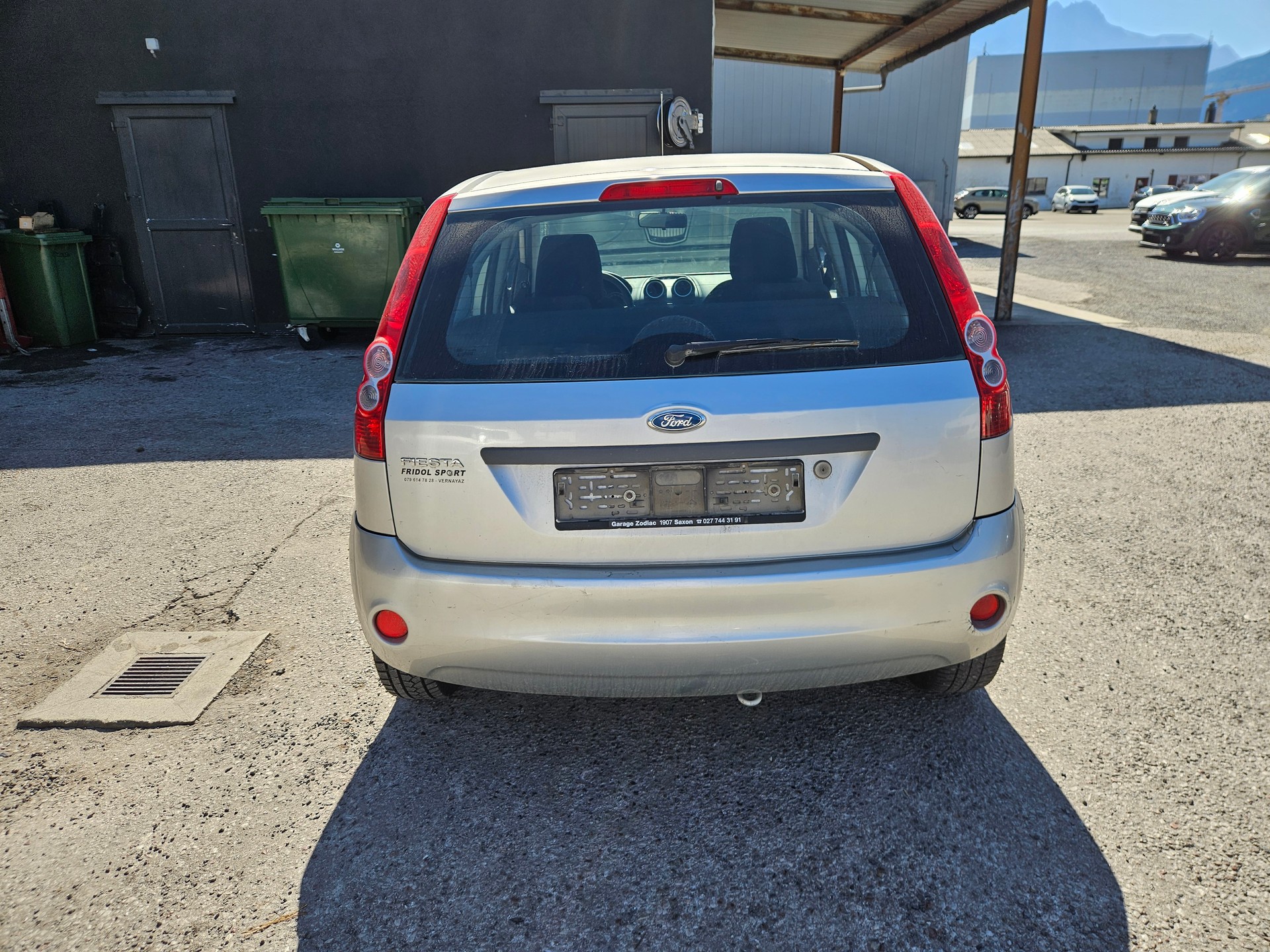 FORD Fiesta 1.4 16V Trend-image-4