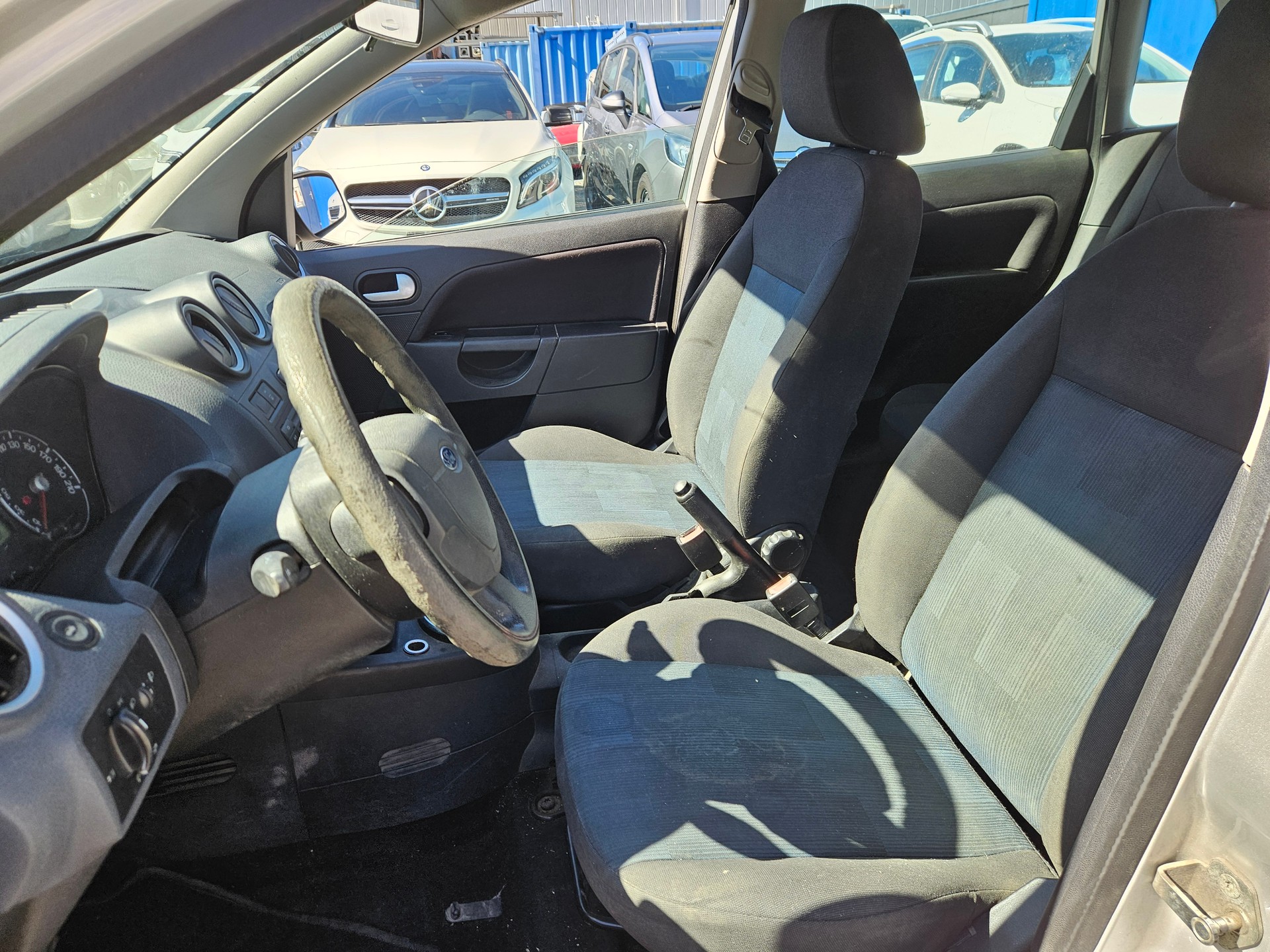 FORD Fiesta 1.4 16V Trend-image-8