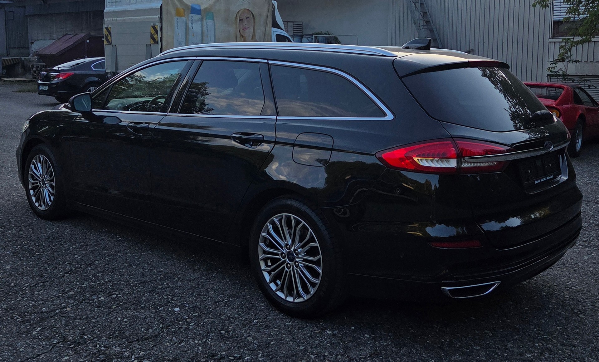 FORD Mondeo 2.0TDCi AWD Vignale Automatik-image-3