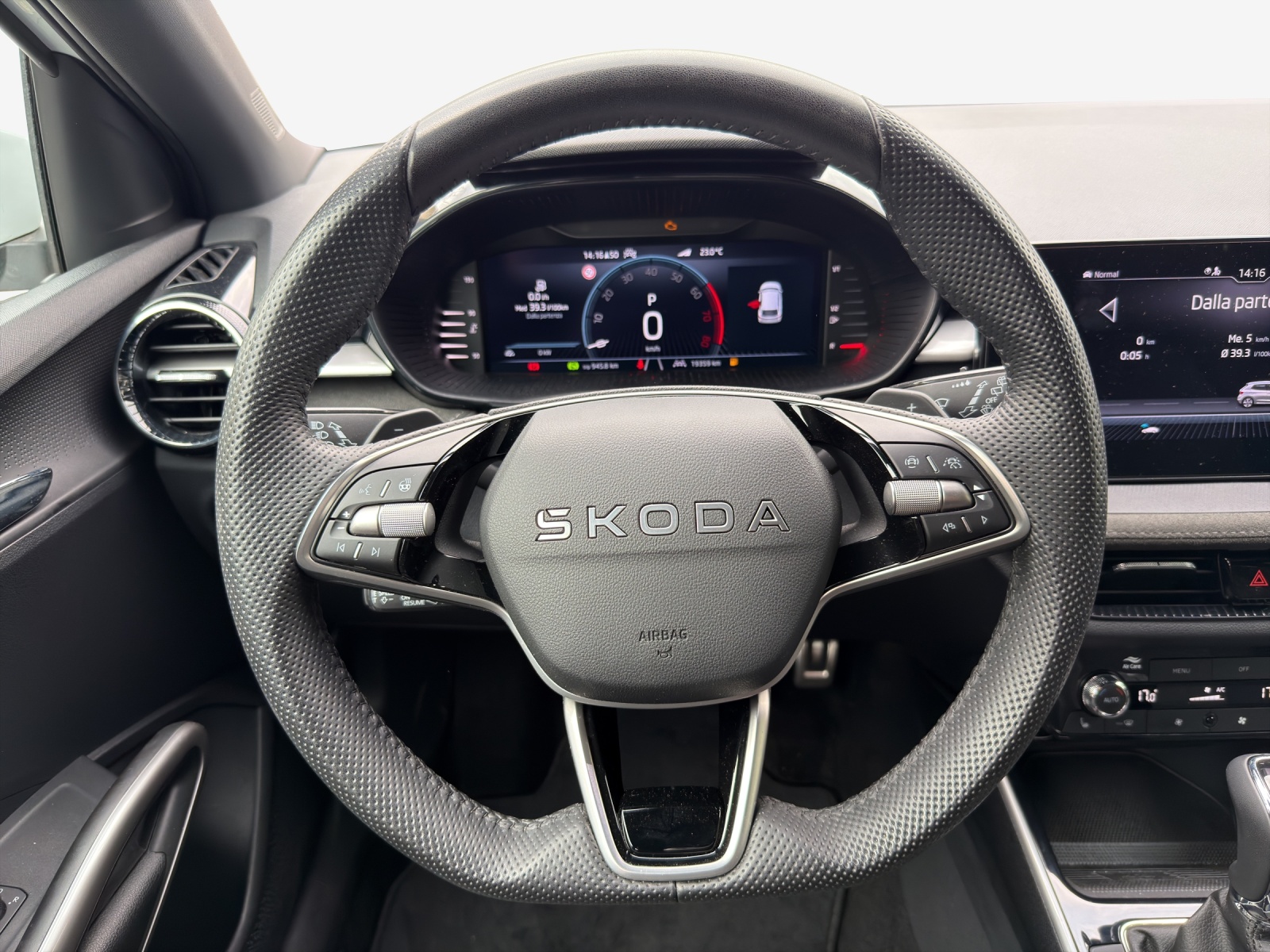 SKODA Fabia 1.0 TSI Dynamic DSG-image-9