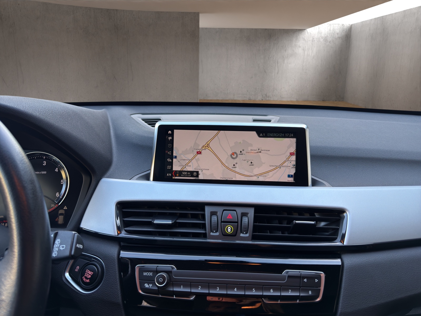 BMW X1 sDrive 18d Steptronic-image-11