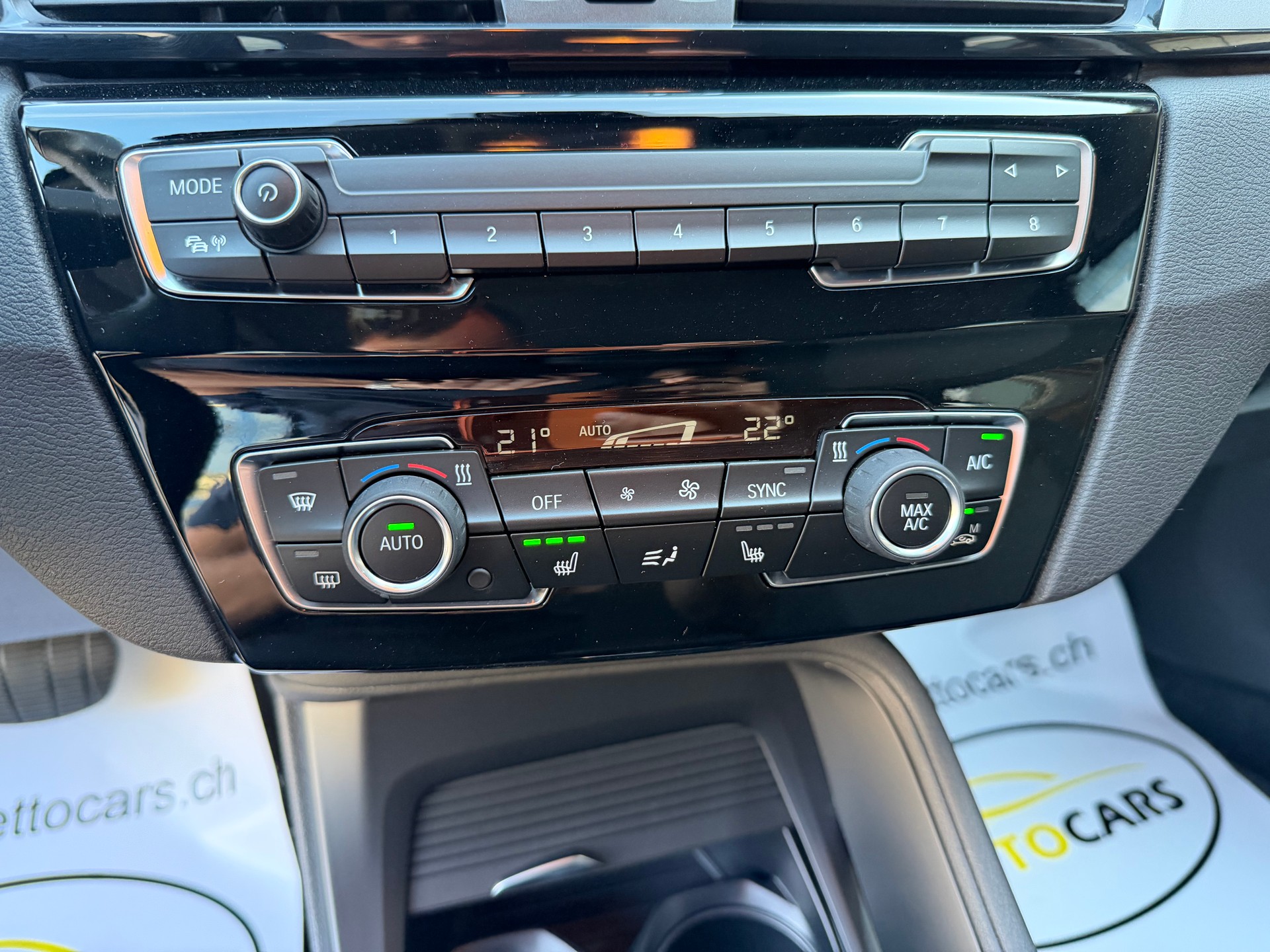 BMW X1 sDrive 18d Steptronic-image-10
