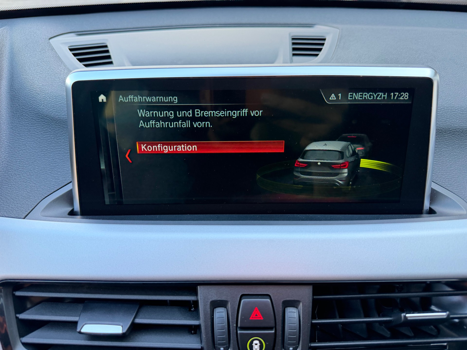 BMW X1 sDrive 18d Steptronic-image-13