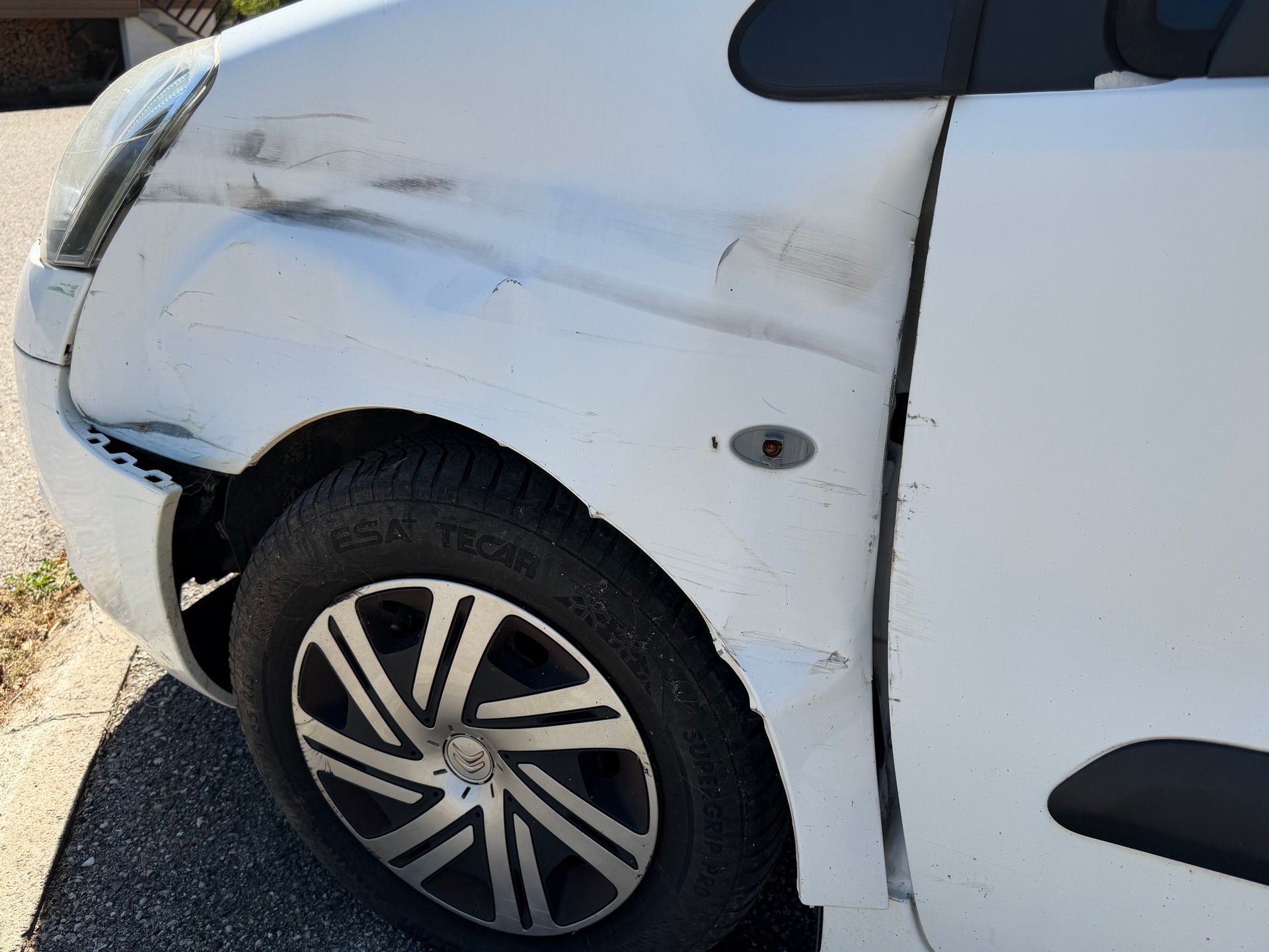 CITROEN Berlingo 1.6 HDi Séduction-image-14