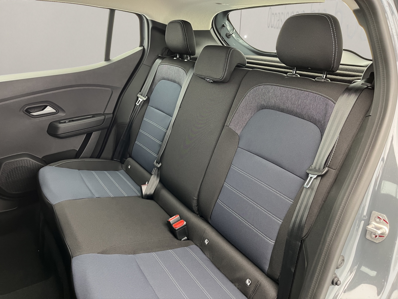 DACIA Sandero 1.0 TCe 100 Journey-image-17