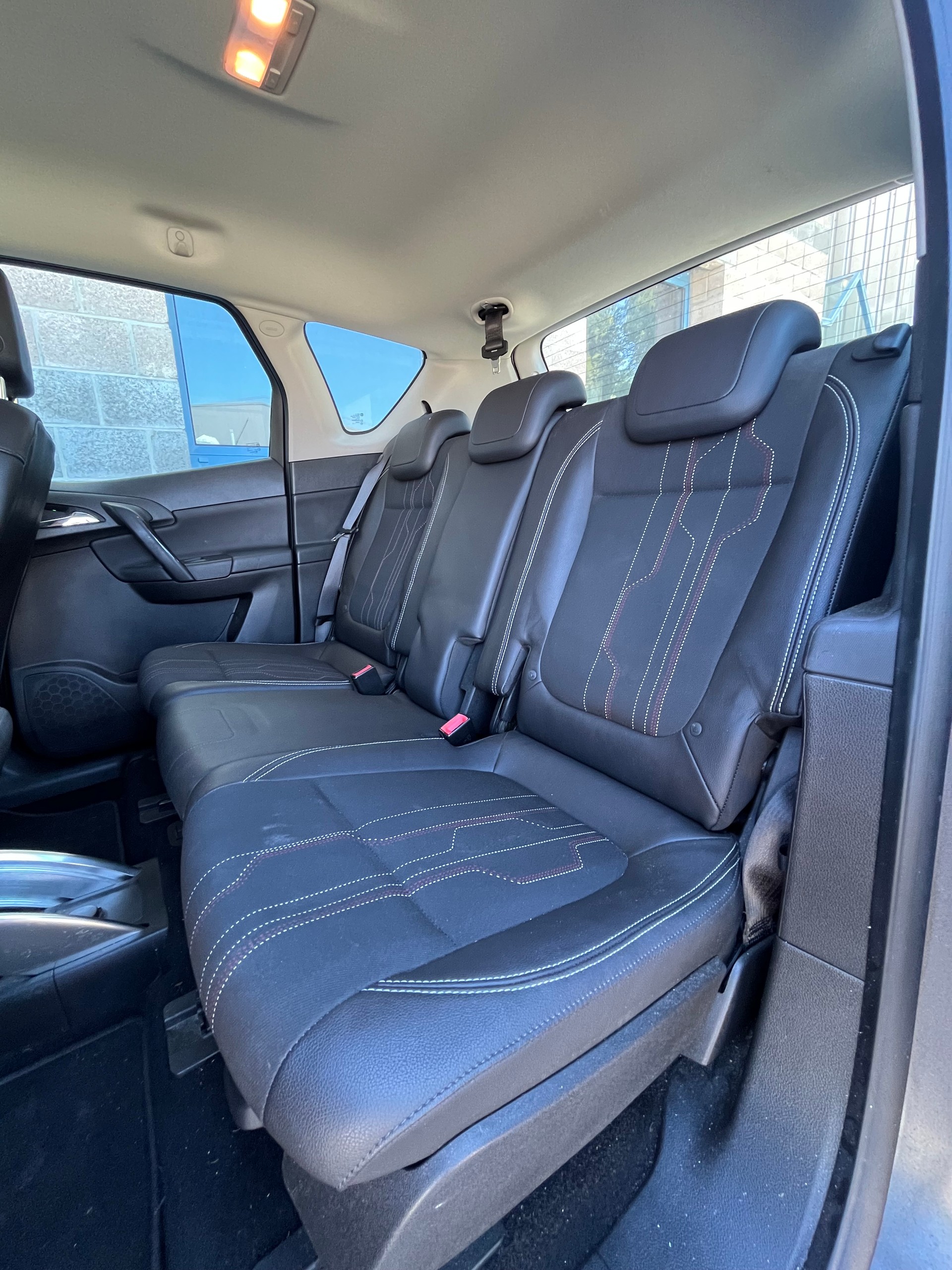 OPEL Meriva 1.4 Turbo Color Edition-image-11