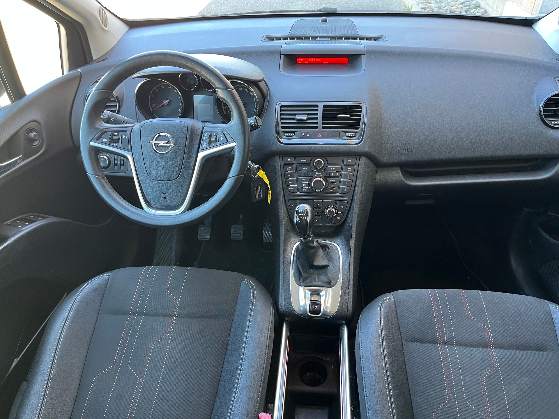 OPEL Meriva 1.4 Turbo Color Edition-image-6