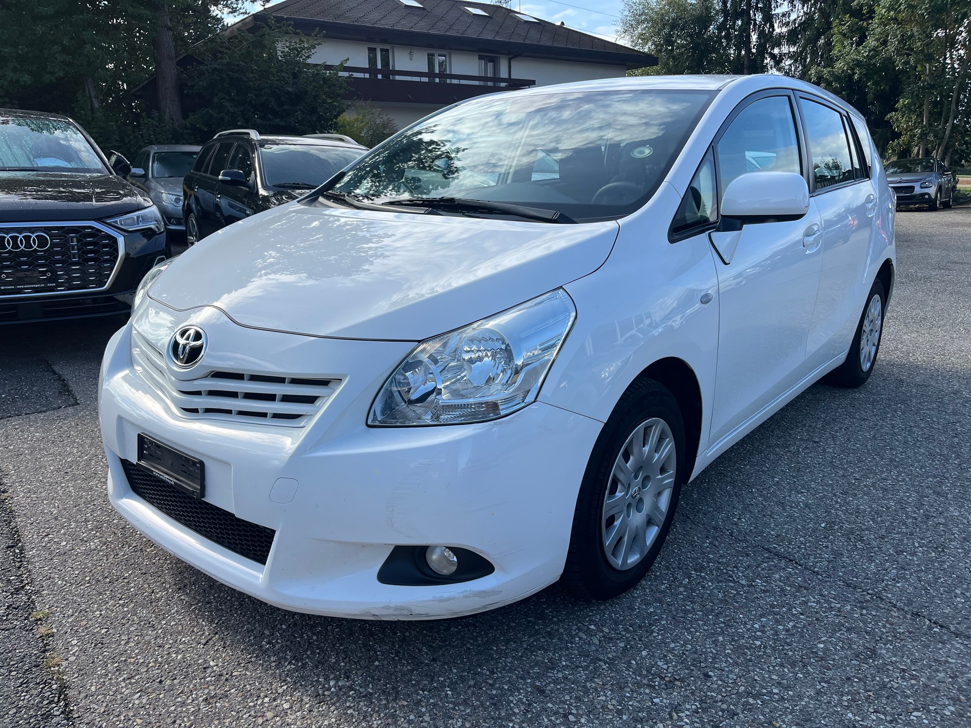 TOYOTA Verso 1.8 Linea Sol Multidrive-image-0
